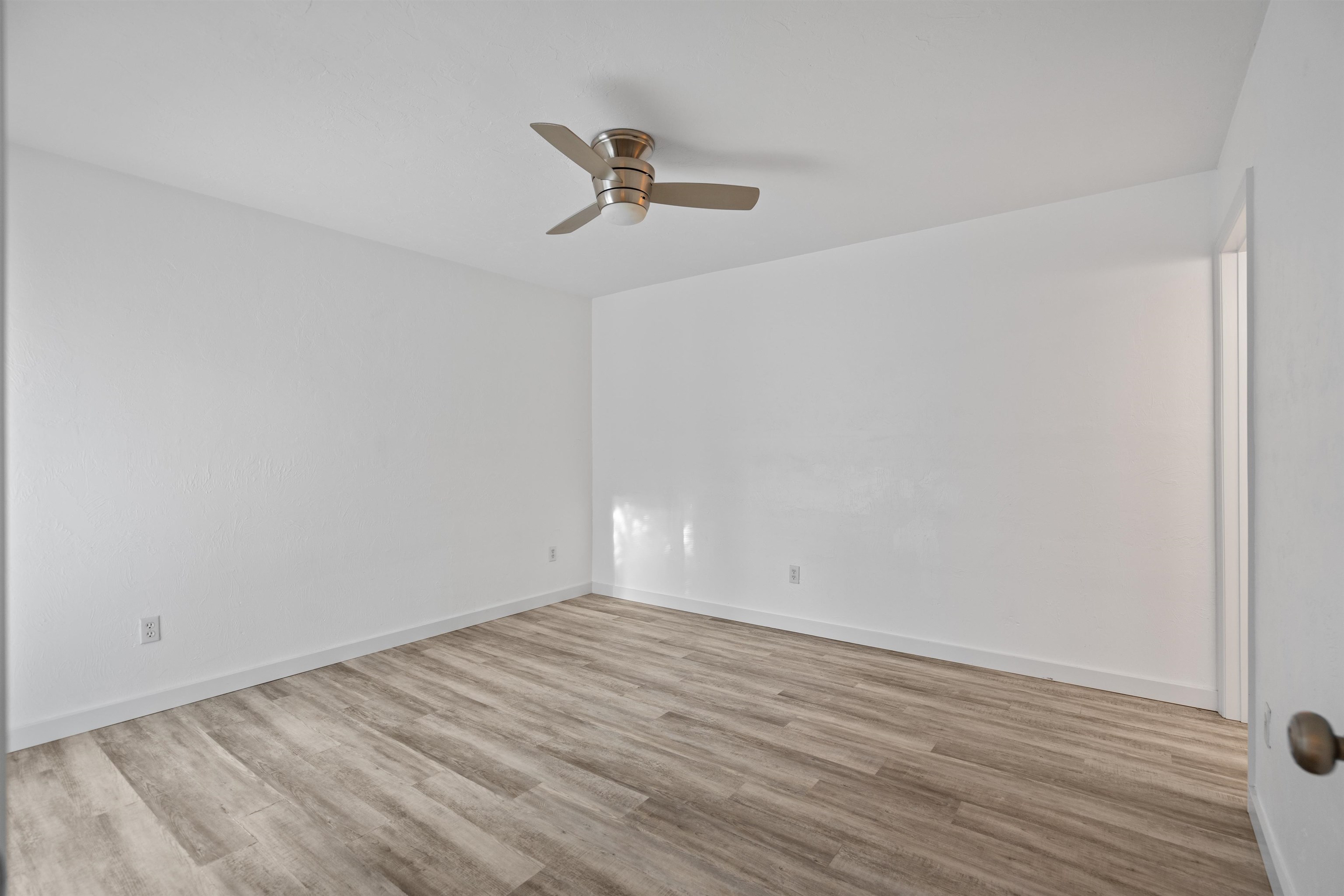 Image 35 of 43 For 17 Fountain Of Youth Blvd