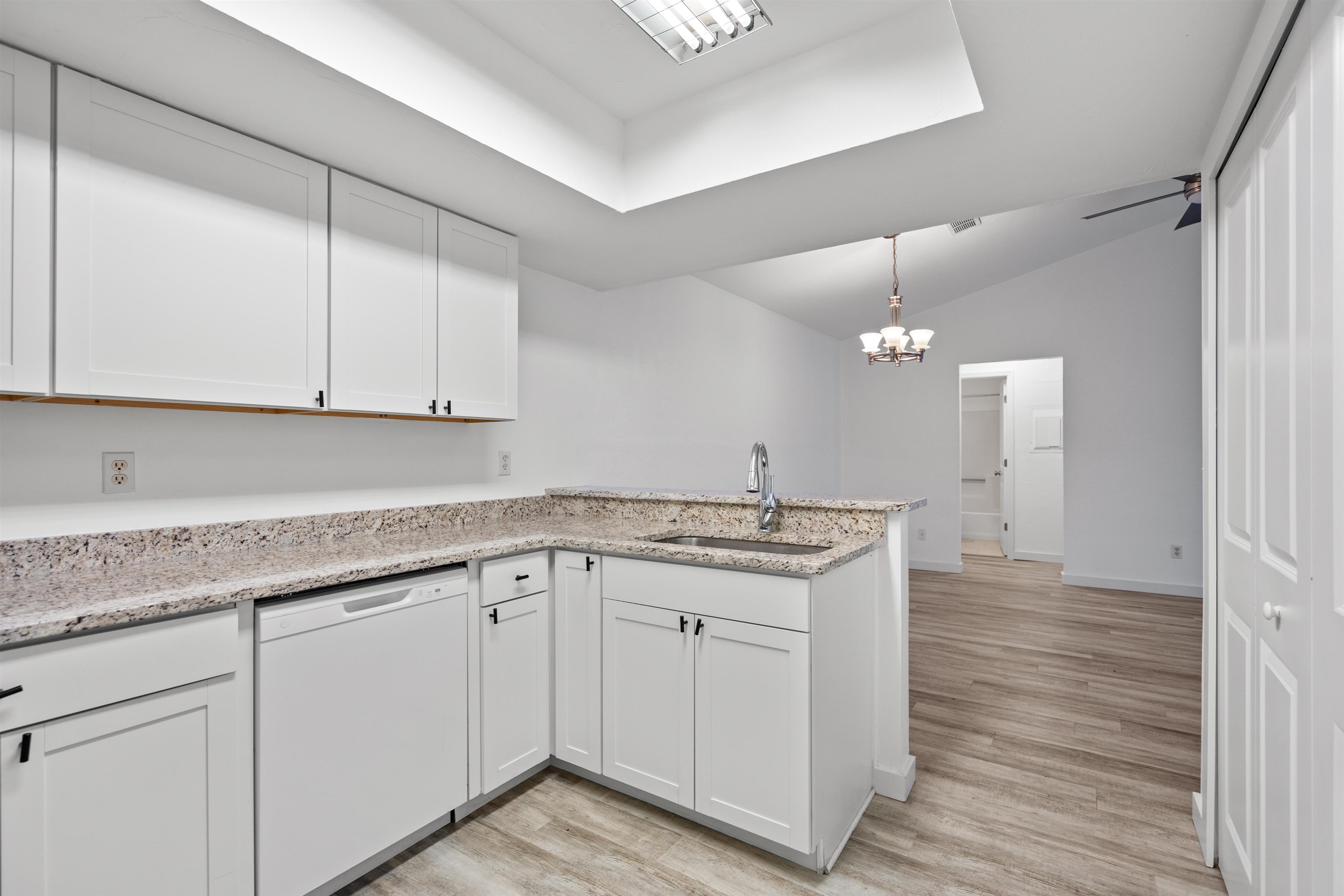 Image 6 of 43 For 17 Fountain Of Youth Blvd