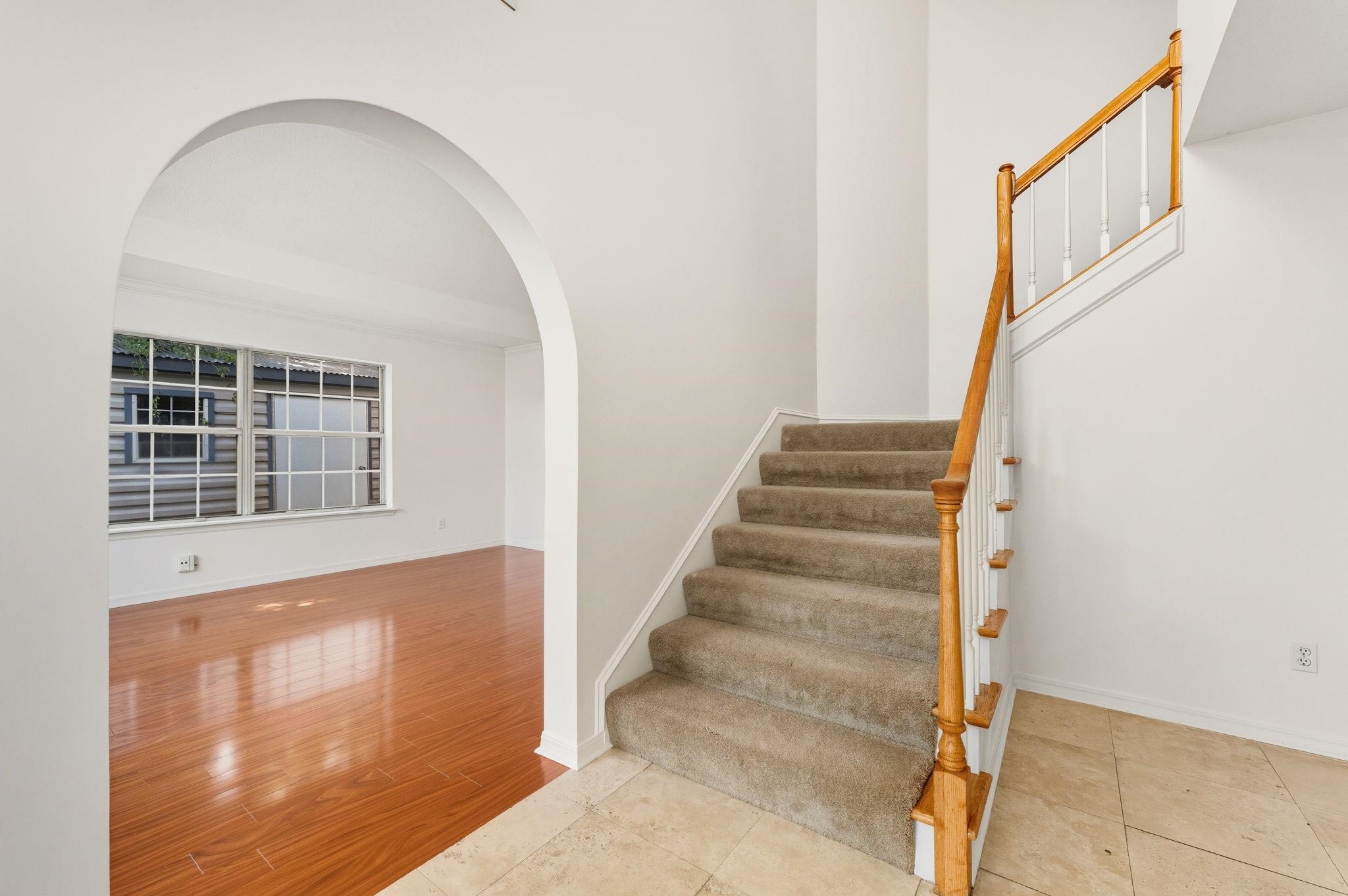 Image 10 of 73 For 5139 Salonika Lane