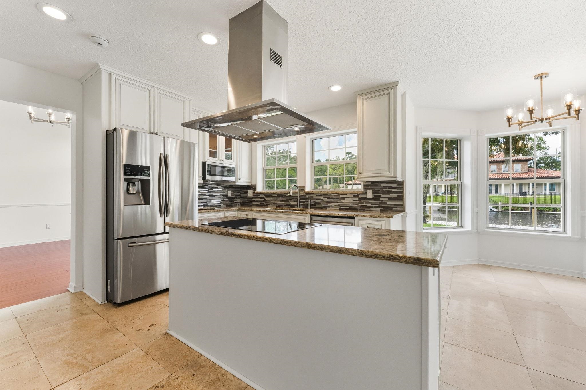 Image 21 of 73 For 5139 Salonika Lane