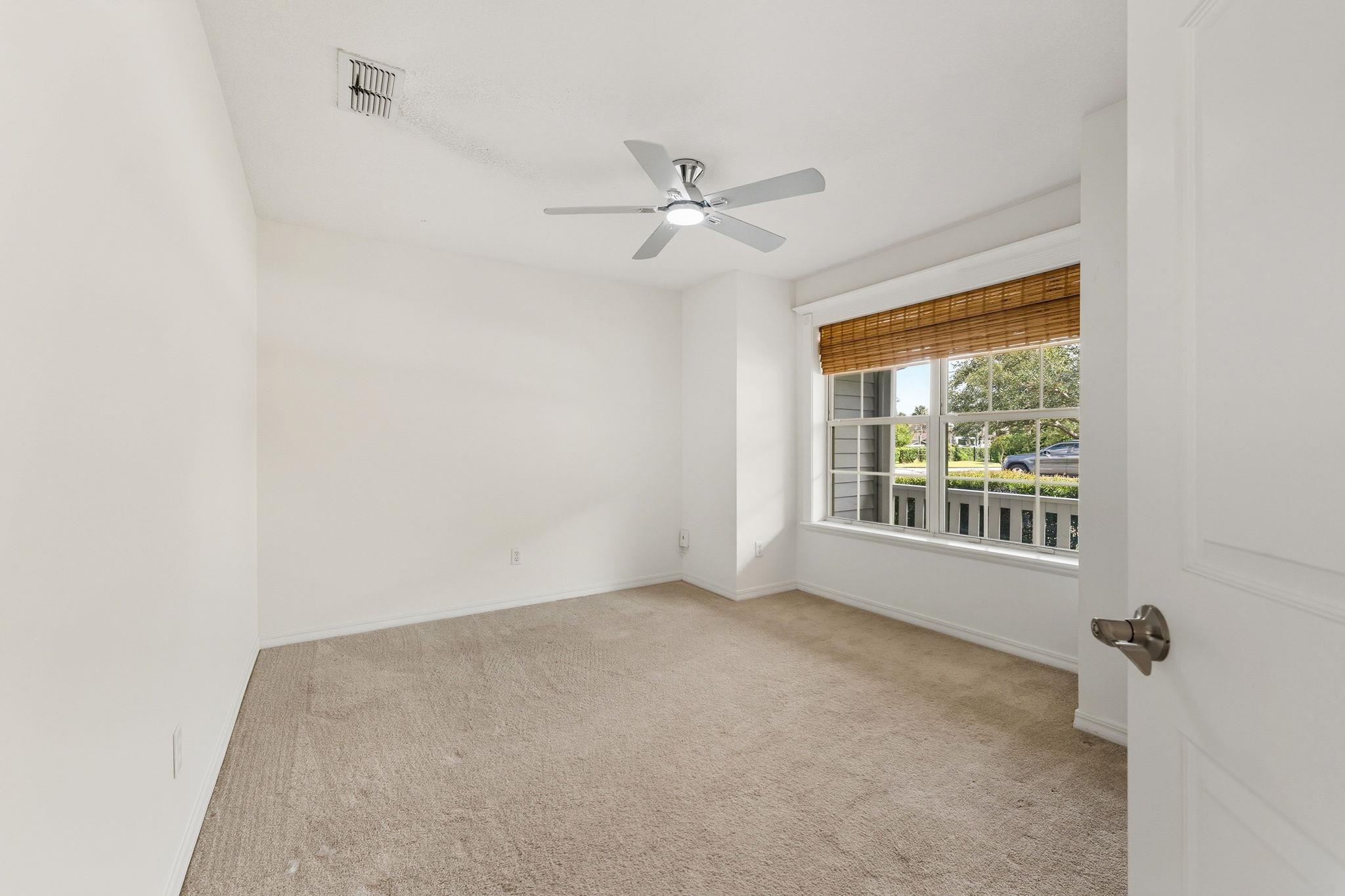 Image 27 of 73 For 5139 Salonika Lane