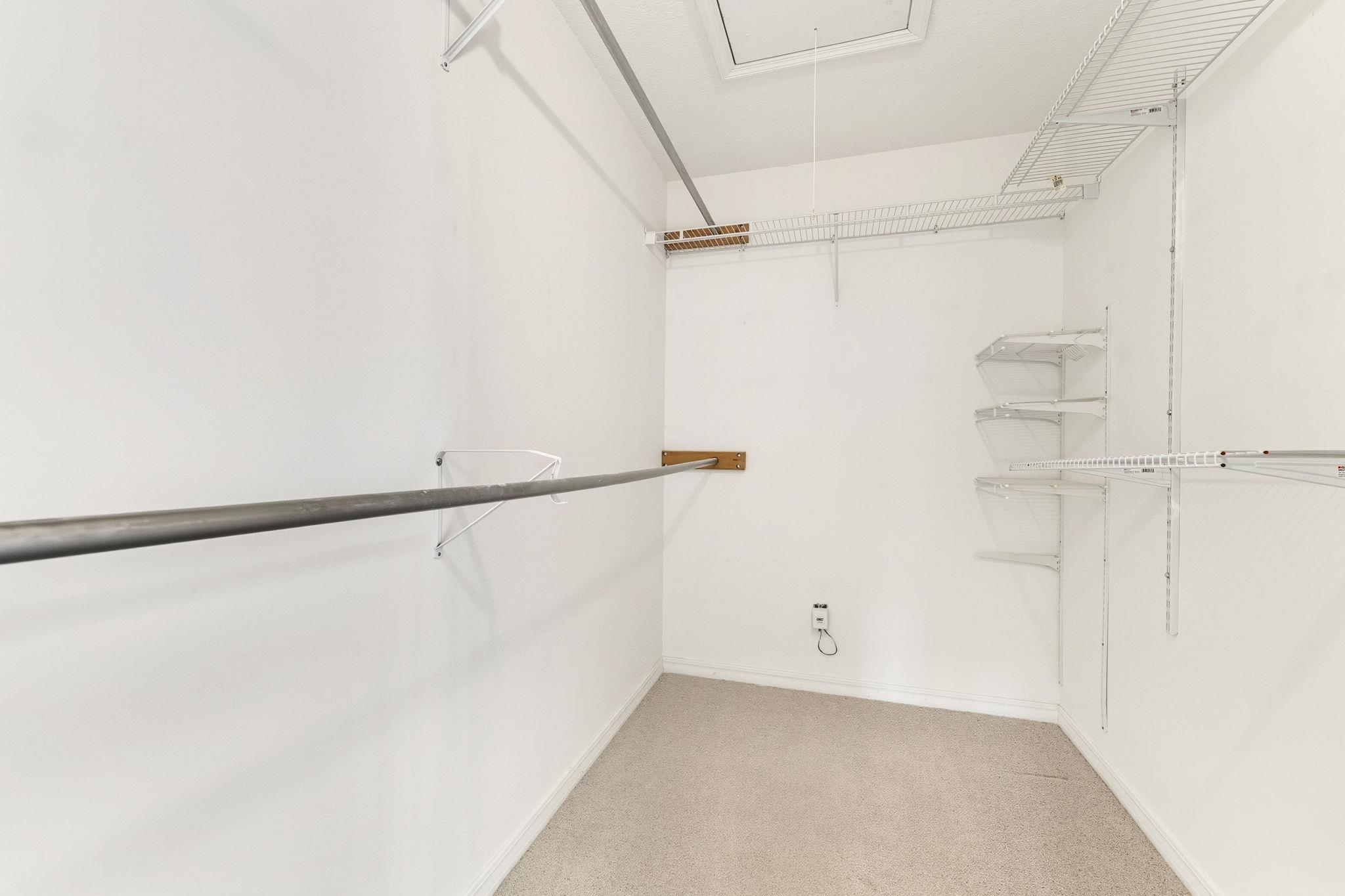 Image 37 of 73 For 5139 Salonika Lane