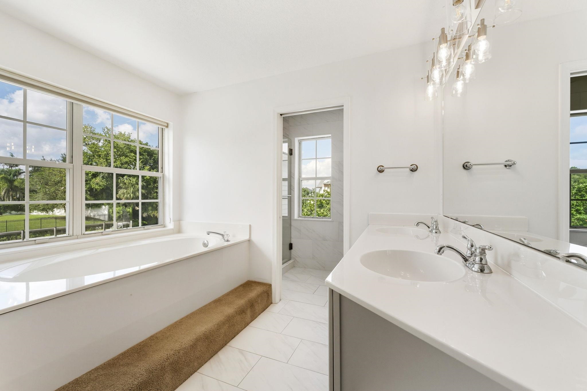 Image 38 of 73 For 5139 Salonika Lane