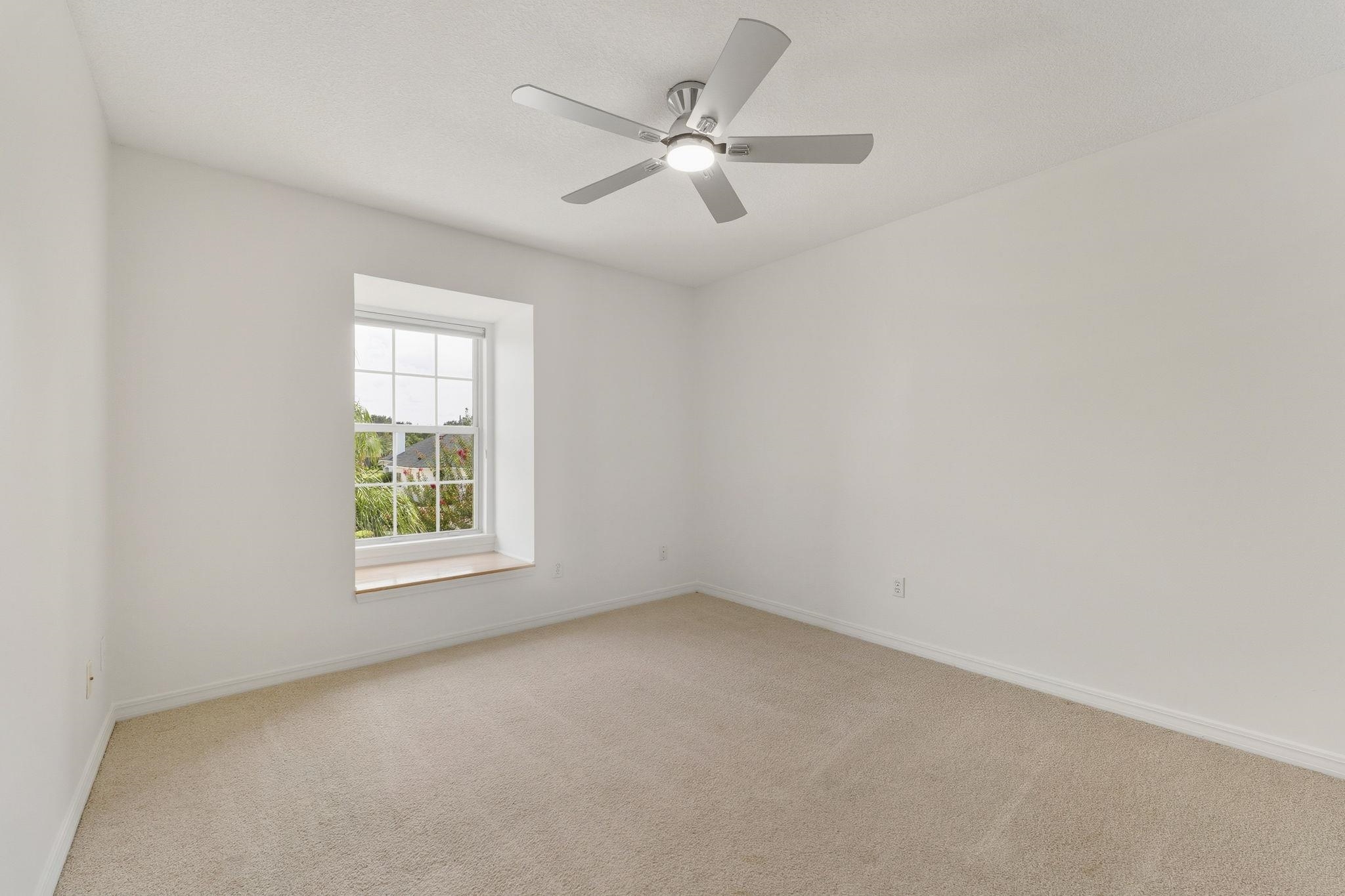 Image 44 of 73 For 5139 Salonika Lane