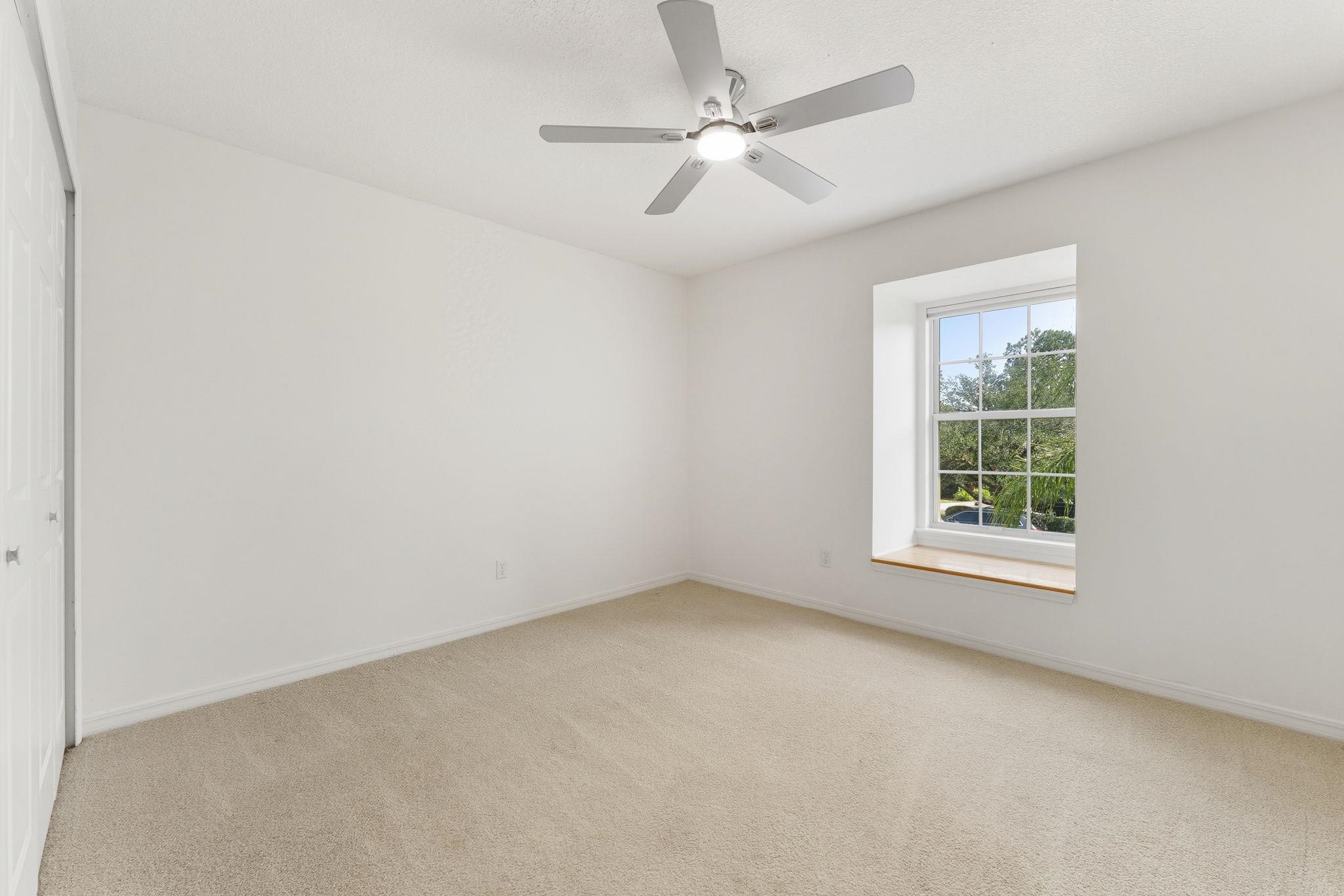 Image 49 of 73 For 5139 Salonika Lane