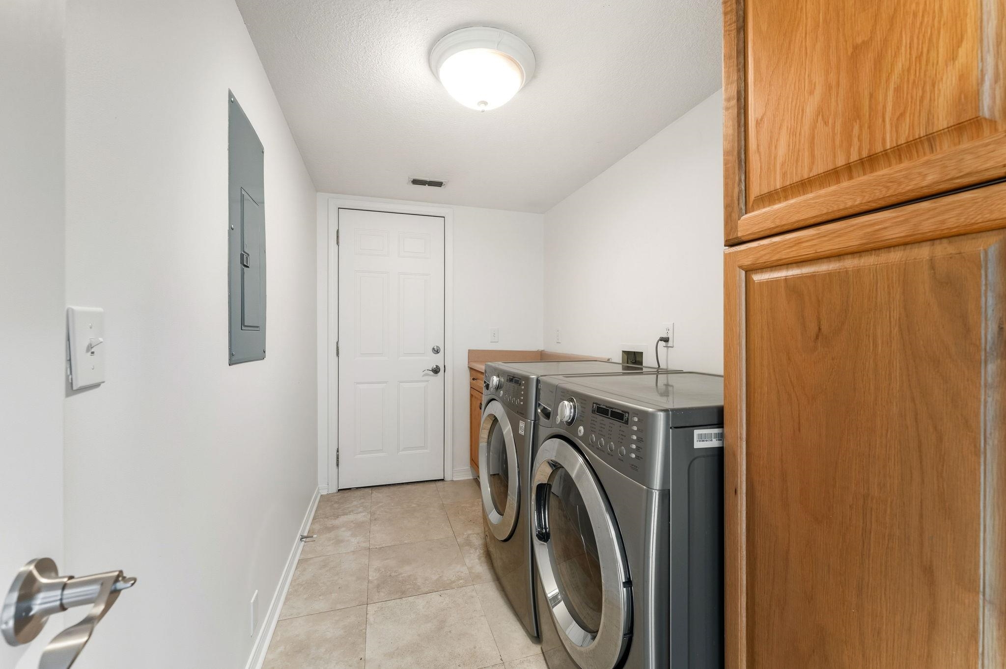 Image 56 of 73 For 5139 Salonika Lane