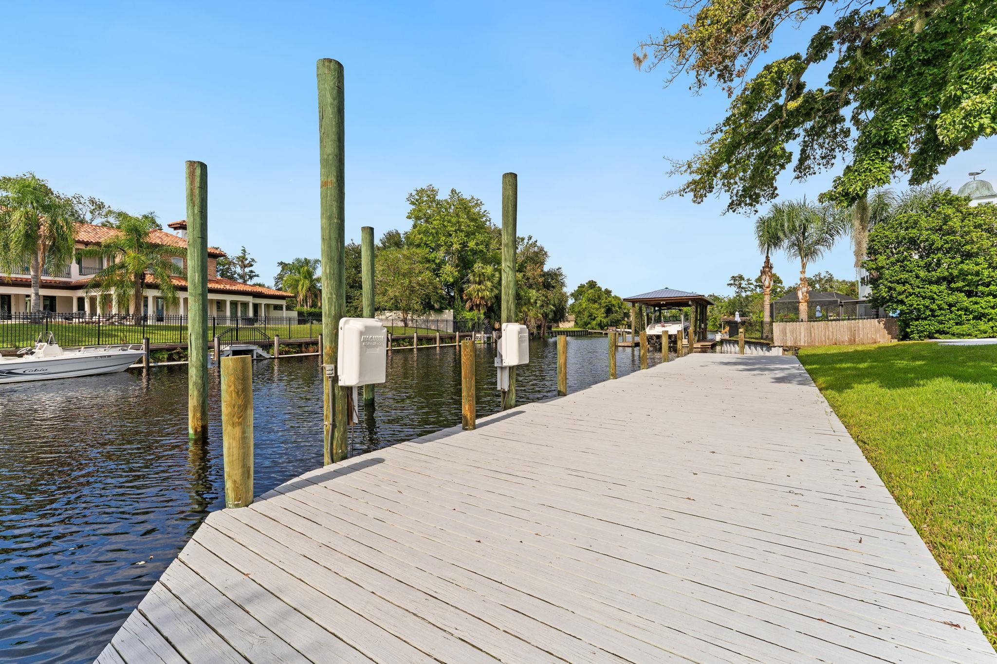 Image 63 of 73 For 5139 Salonika Lane