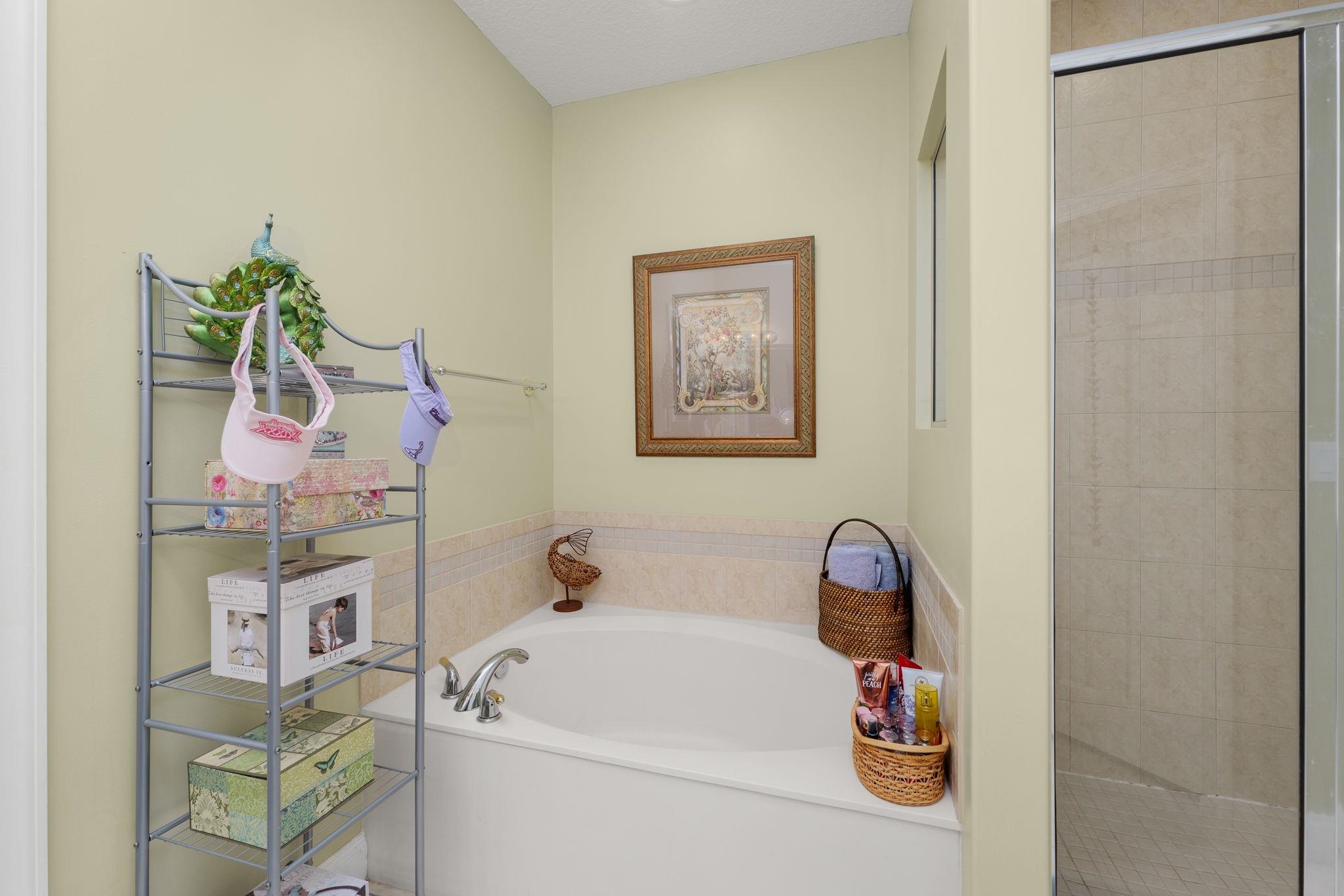 Image 26 of 63 For 164 Sunset Cir N