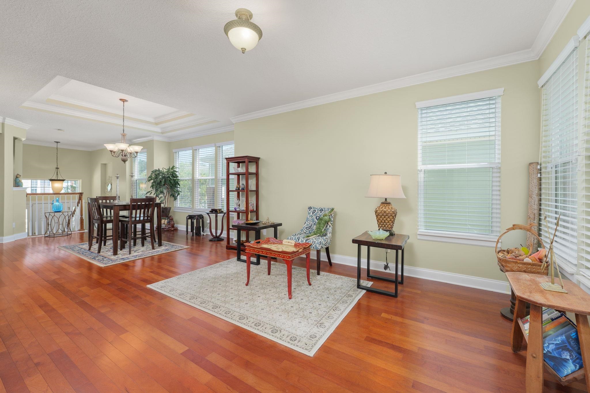 Image 30 of 63 For 164 Sunset Cir N