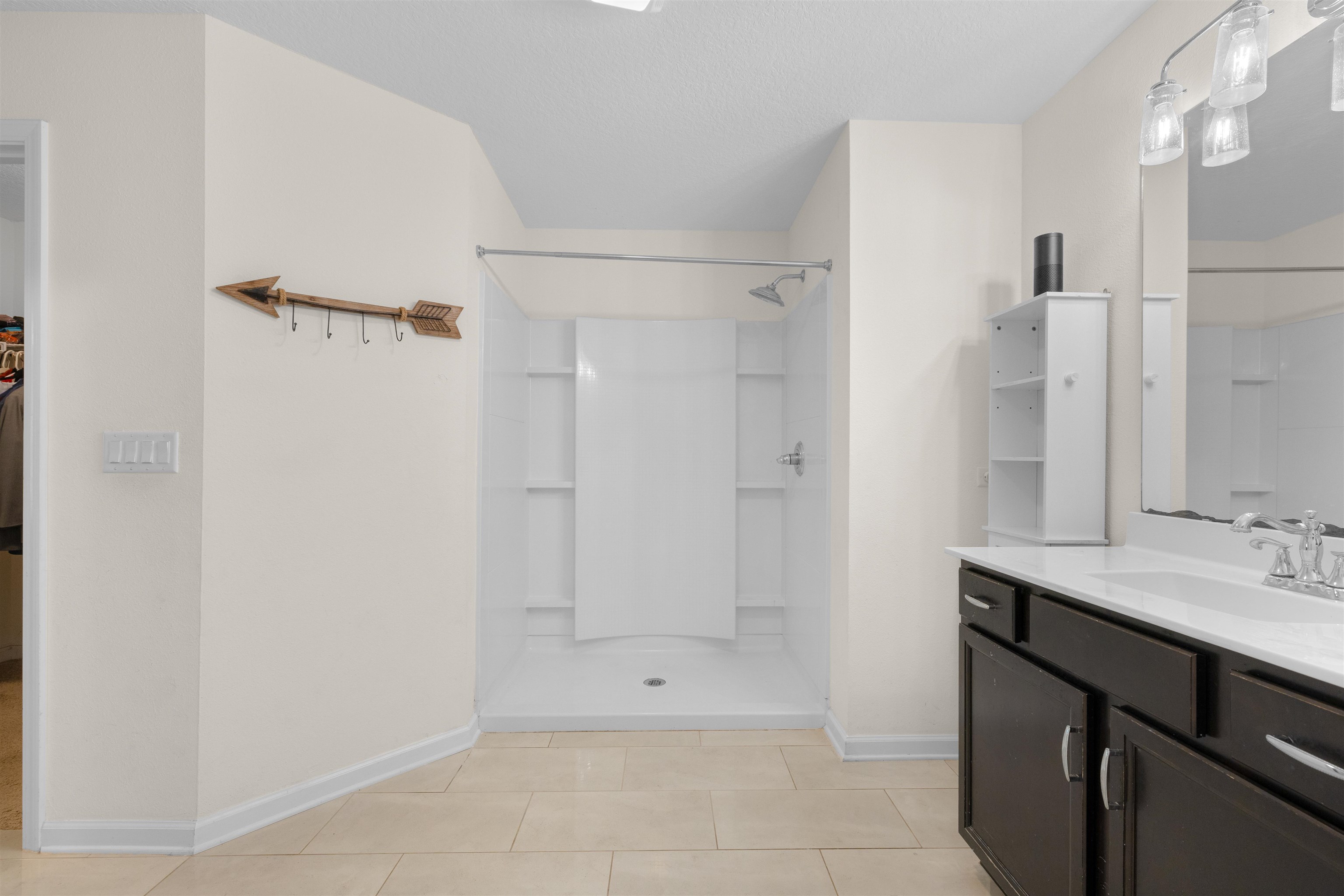 Image 10 of 50 For 121 Sawmill Forest Ct