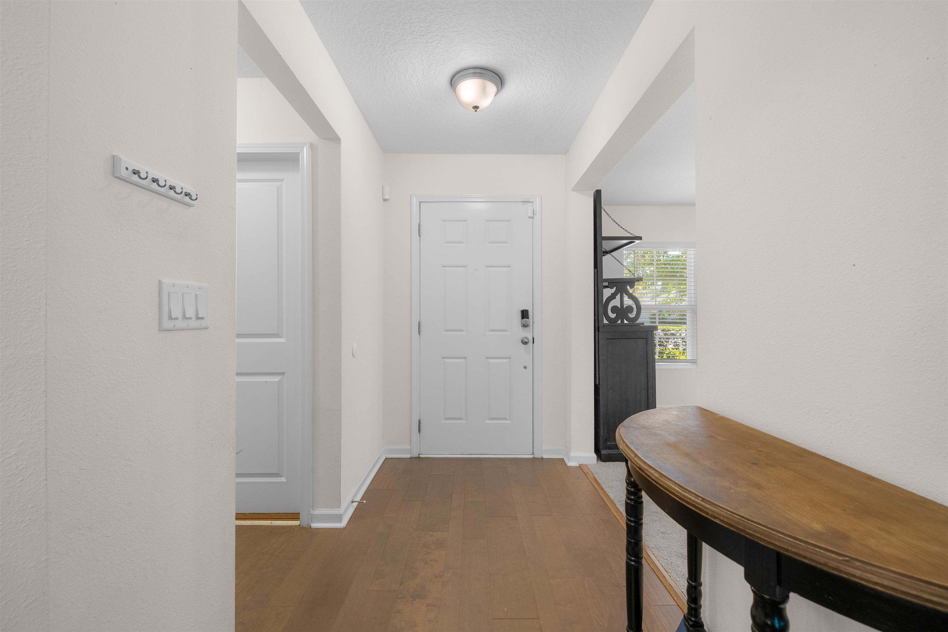 Image 13 of 50 For 121 Sawmill Forest Ct