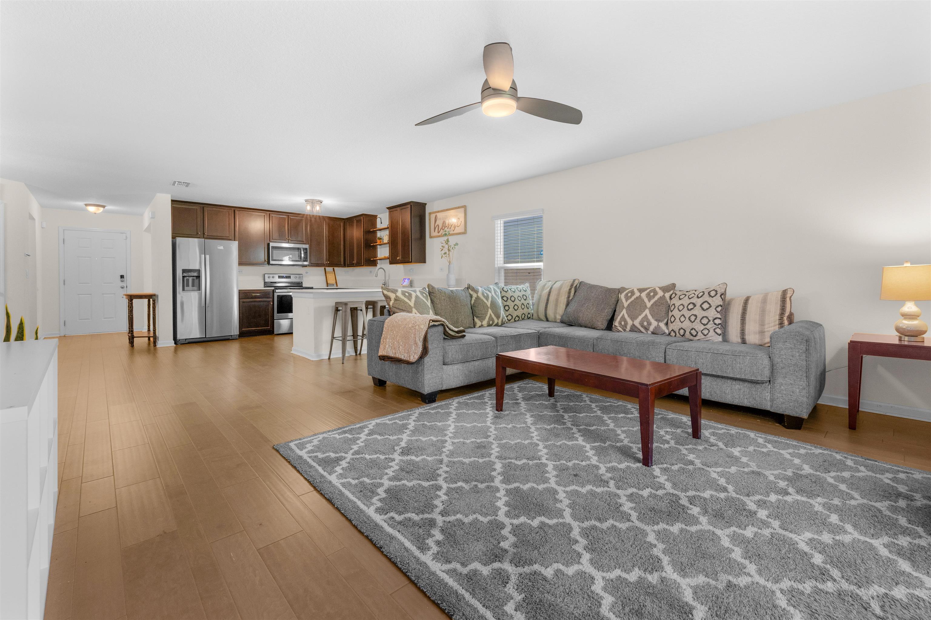 Image 20 of 50 For 121 Sawmill Forest Ct