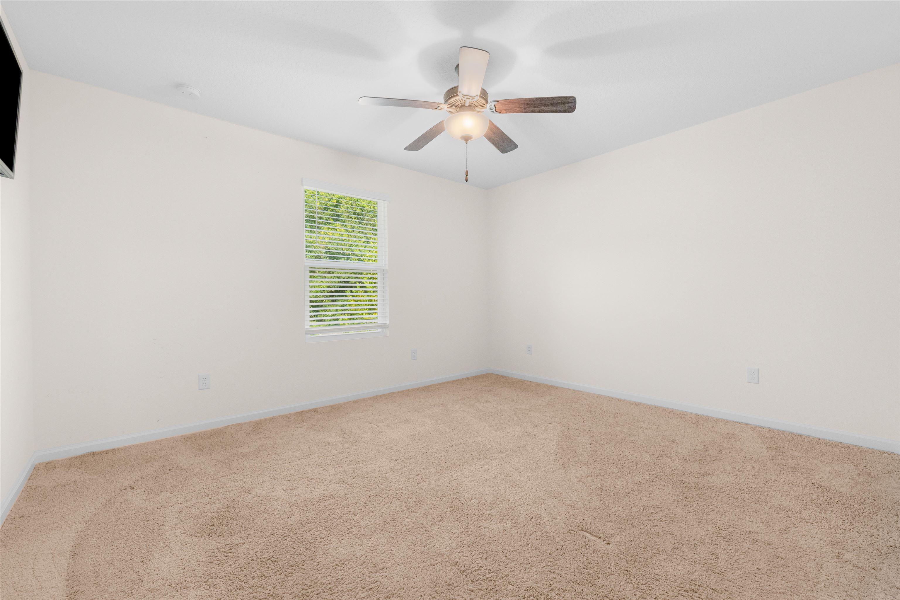 Image 30 of 50 For 121 Sawmill Forest Ct