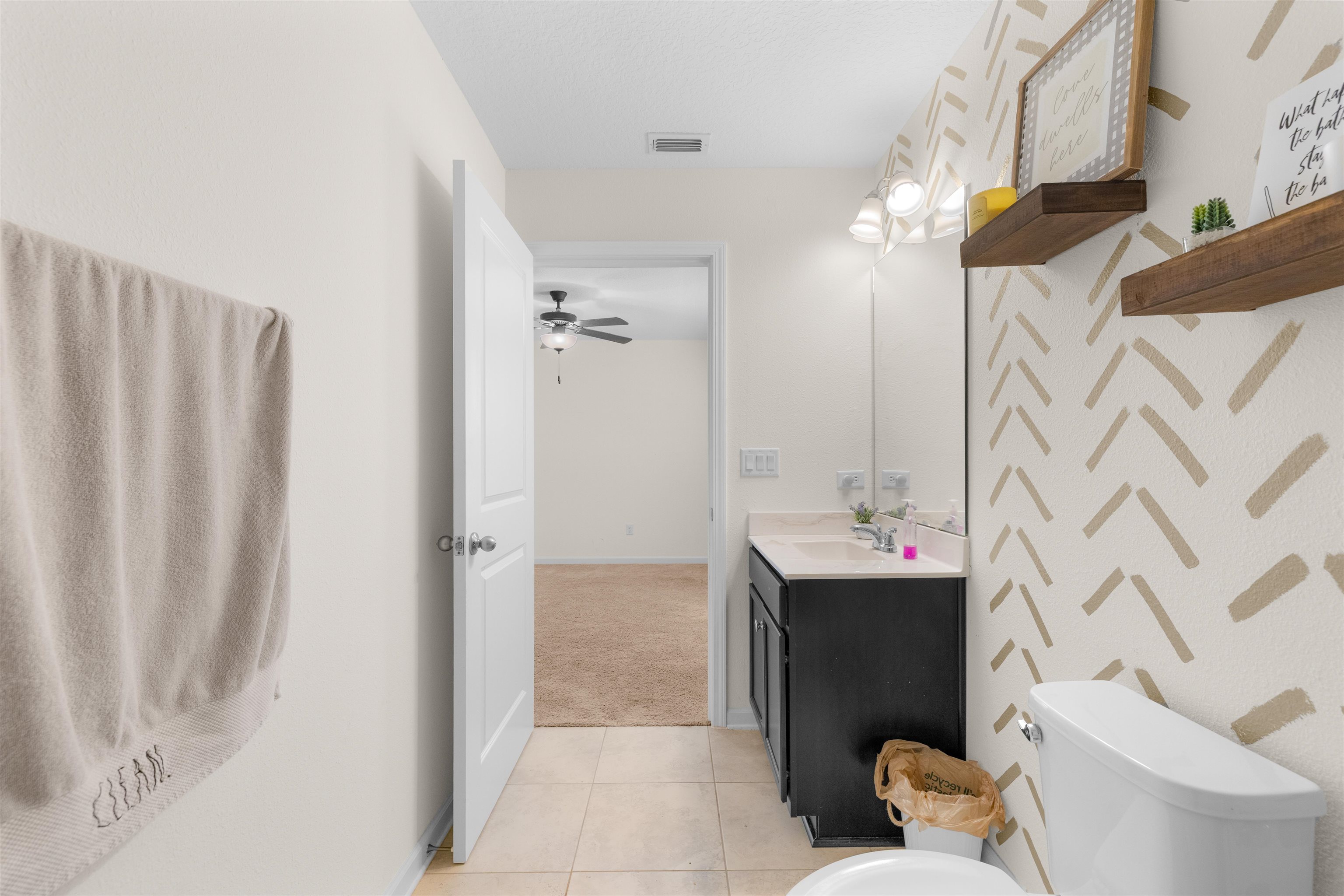 Image 38 of 50 For 121 Sawmill Forest Ct