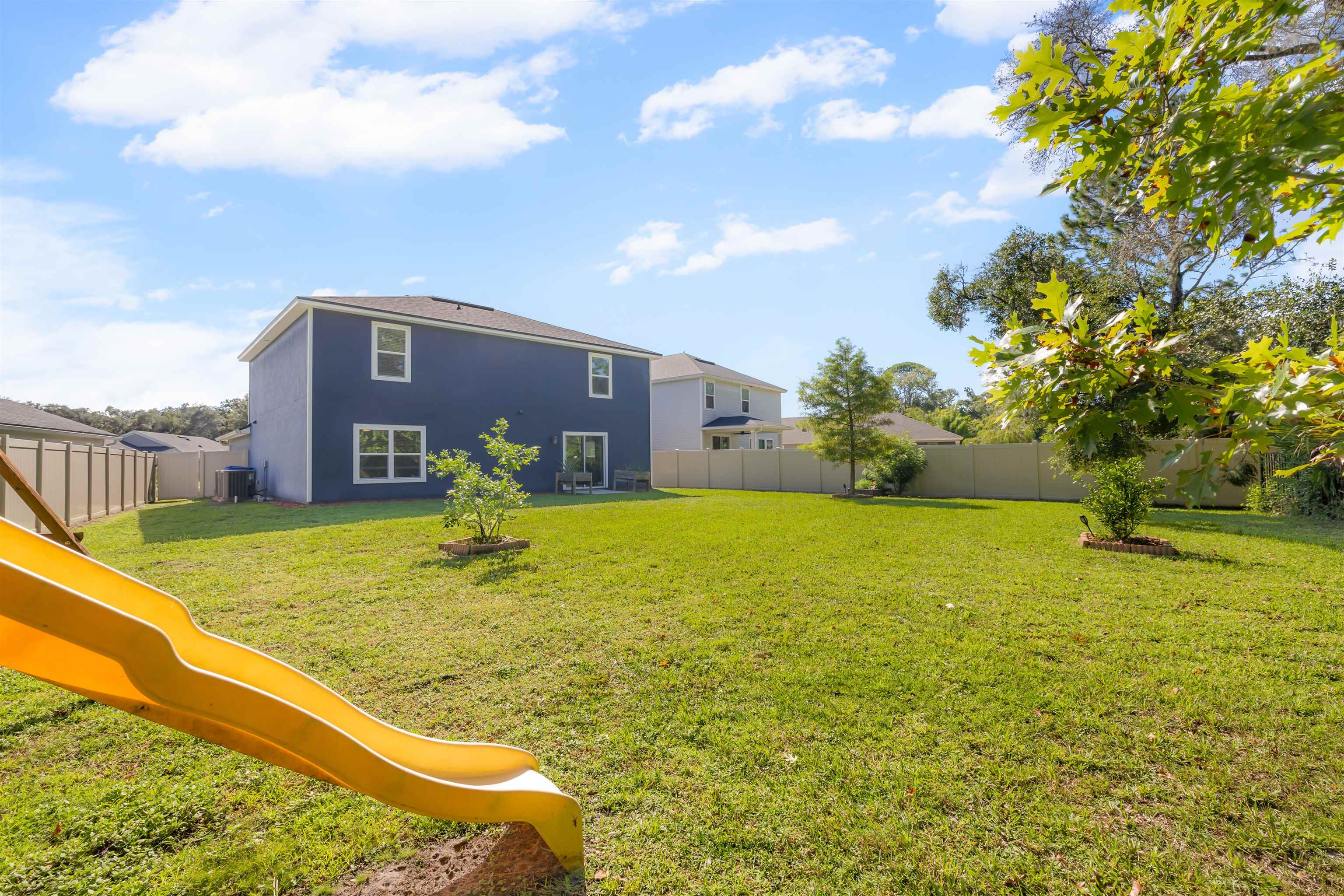 Image 43 of 50 For 121 Sawmill Forest Ct