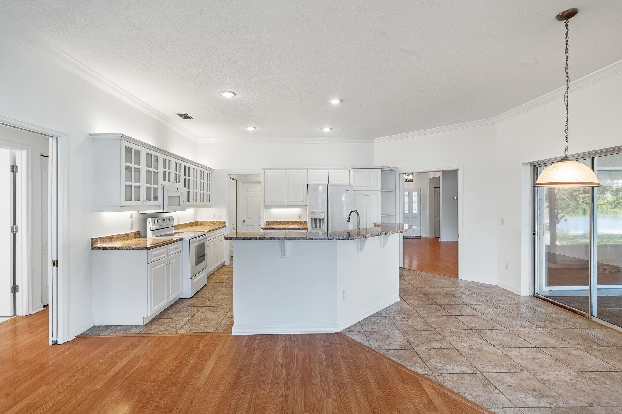 Image 11 of 38 For 105 Anastasia Lakes Drive