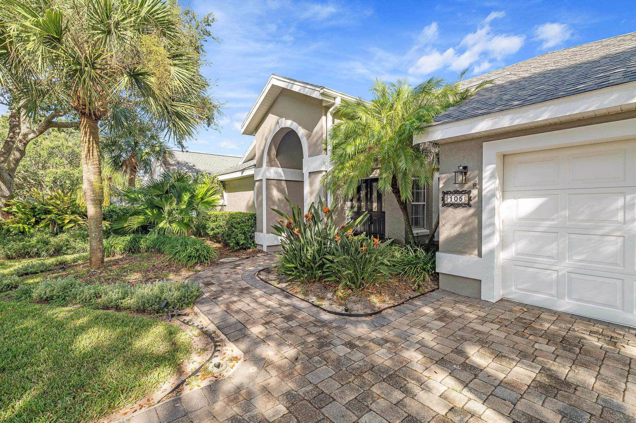 Image 4 of 38 For 105 Anastasia Lakes Drive