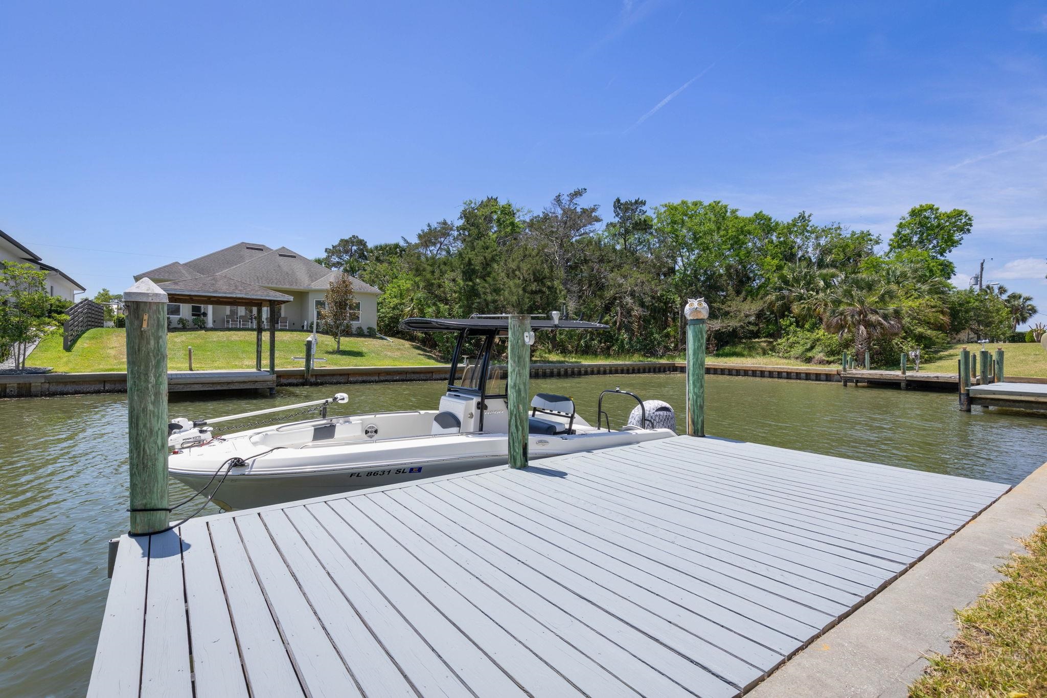 Image 31 of 69 For 6 Crossleaf Ct E