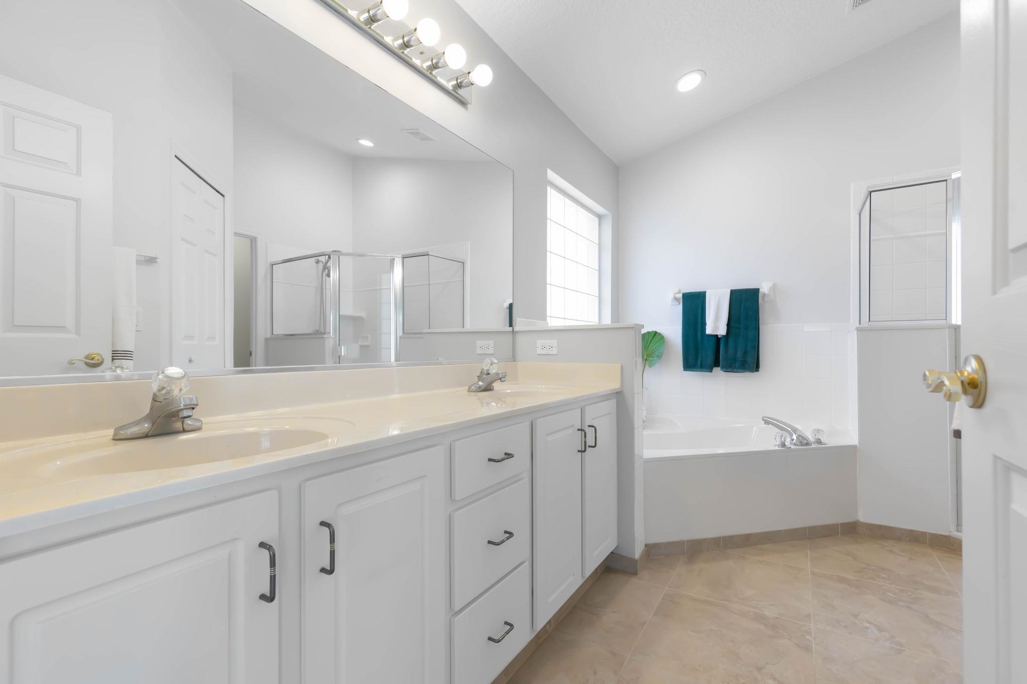 Image 39 of 69 For 6 Crossleaf Ct E