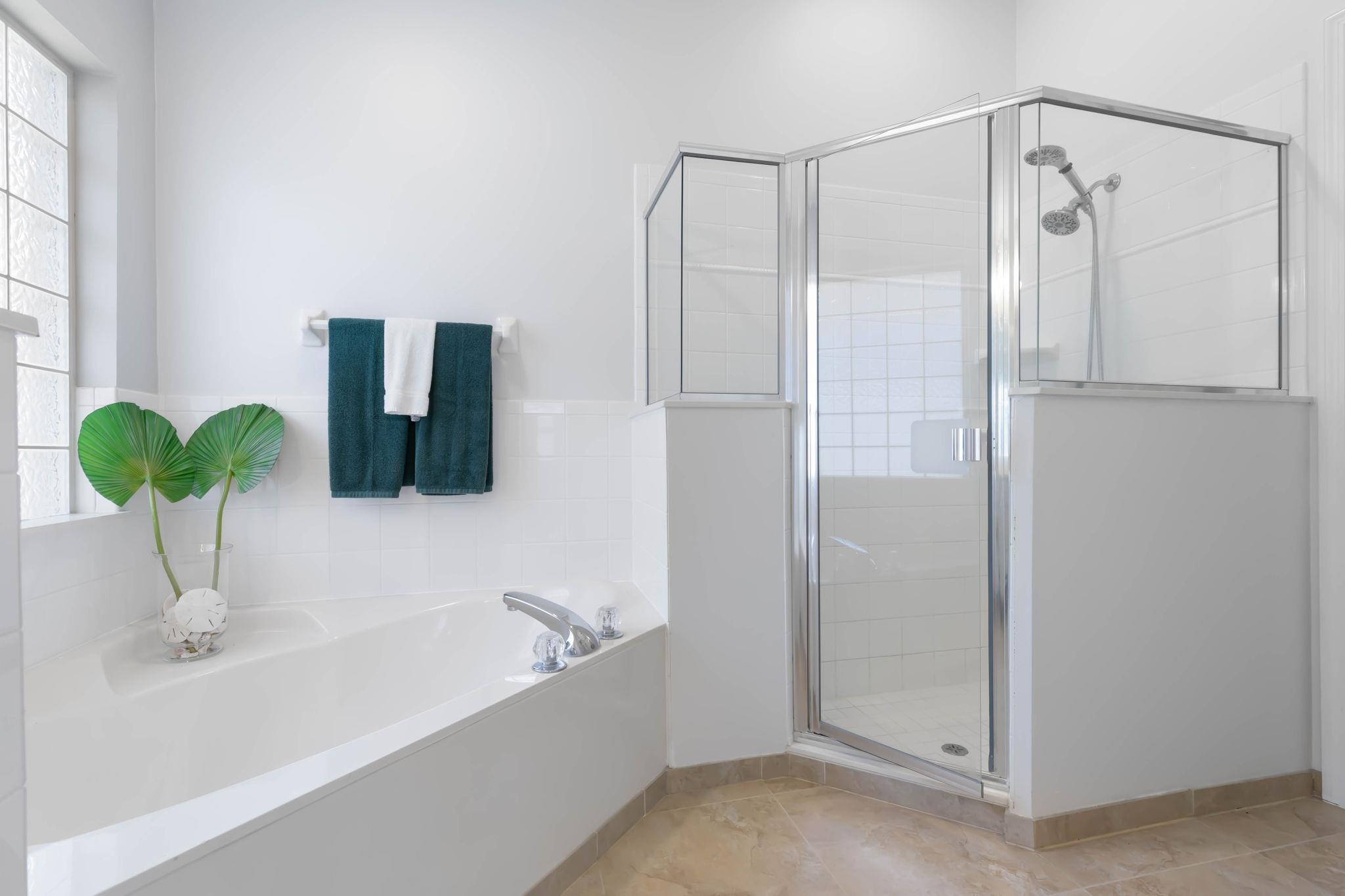 Image 40 of 69 For 6 Crossleaf Ct E