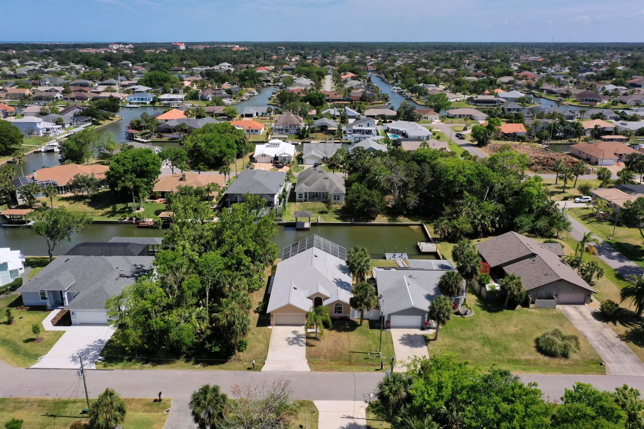 Image 55 of 69 For 6 Crossleaf Ct E