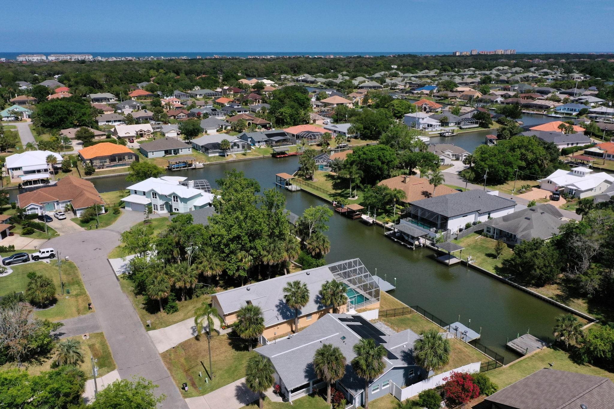 Image 56 of 69 For 6 Crossleaf Ct E