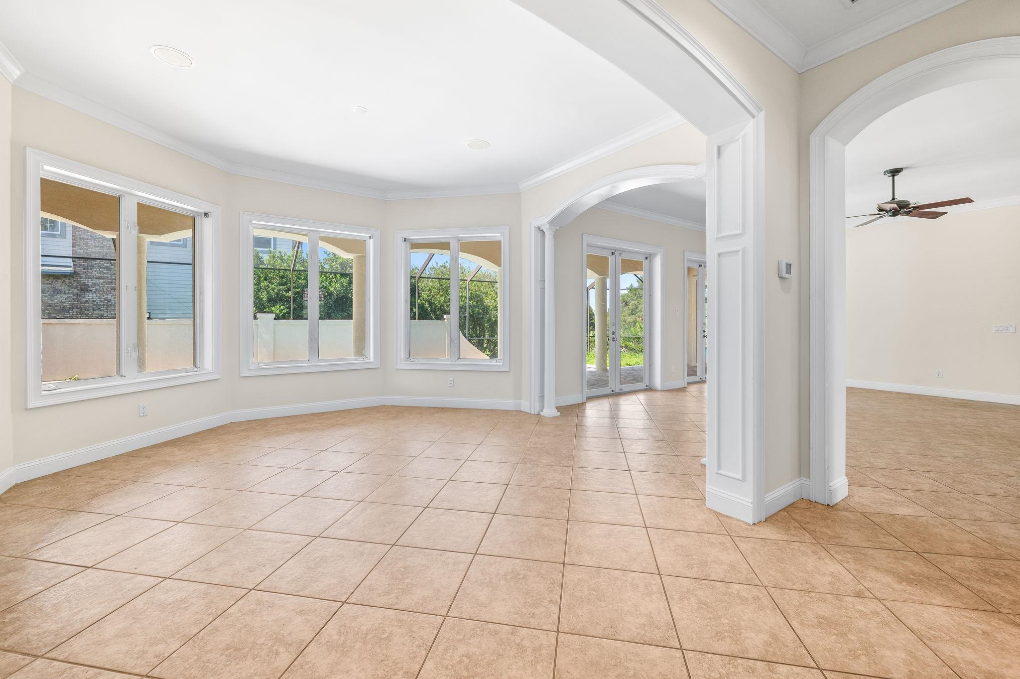 Image 14 of 61 For 308 Marsh Point Cir