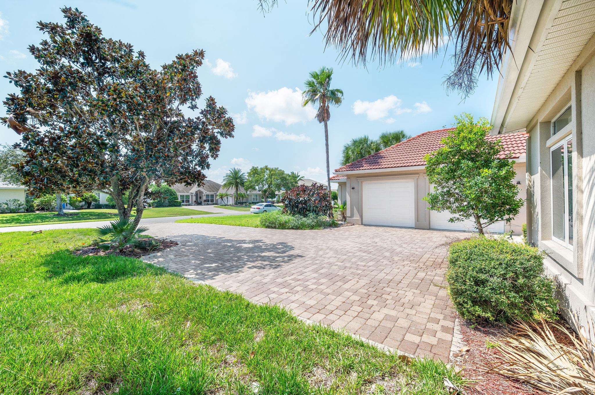 Image 2 of 61 For 308 Marsh Point Cir