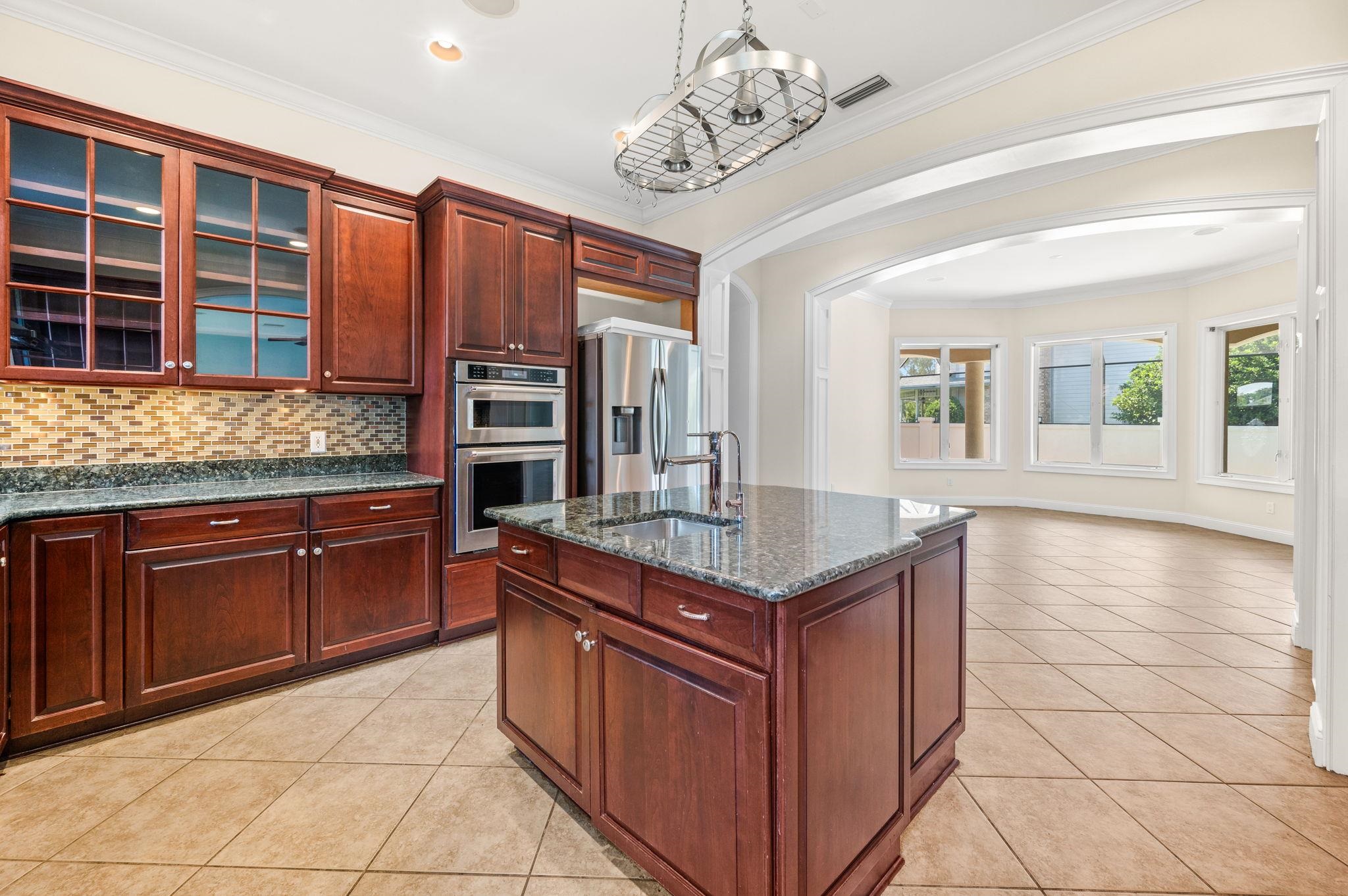 Image 23 of 61 For 308 Marsh Point Cir