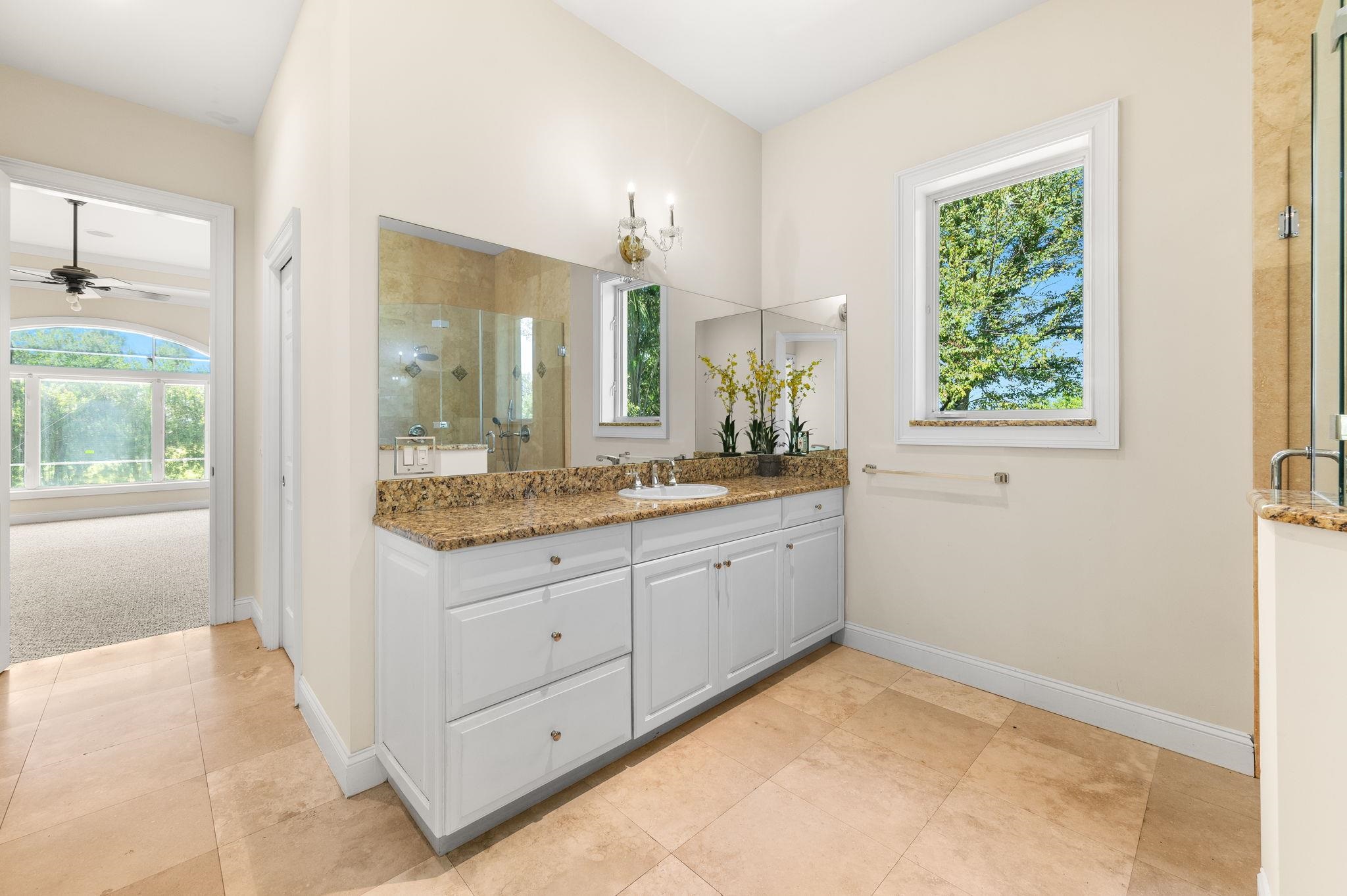 Image 35 of 61 For 308 Marsh Point Cir