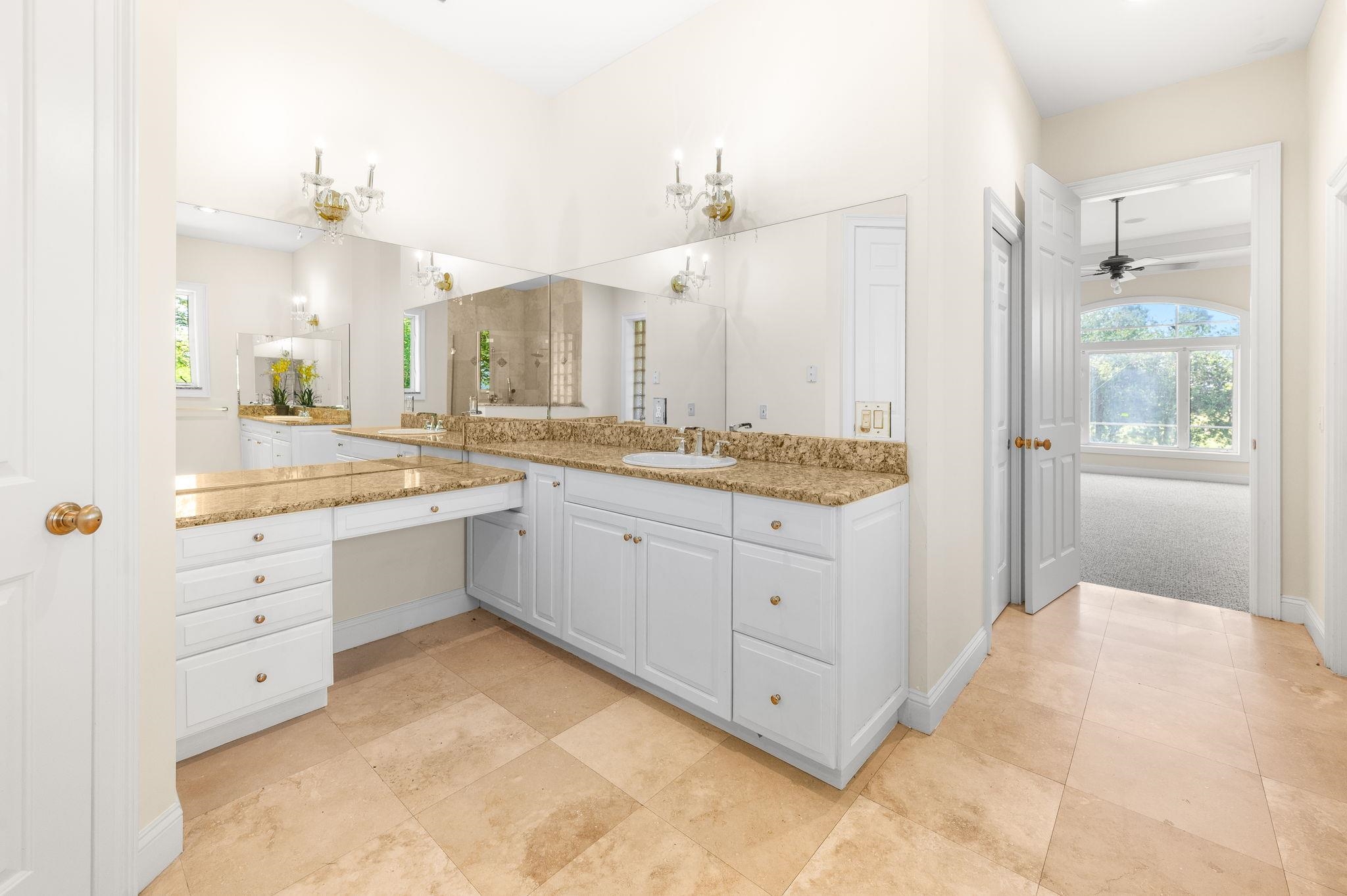 Image 36 of 61 For 308 Marsh Point Cir