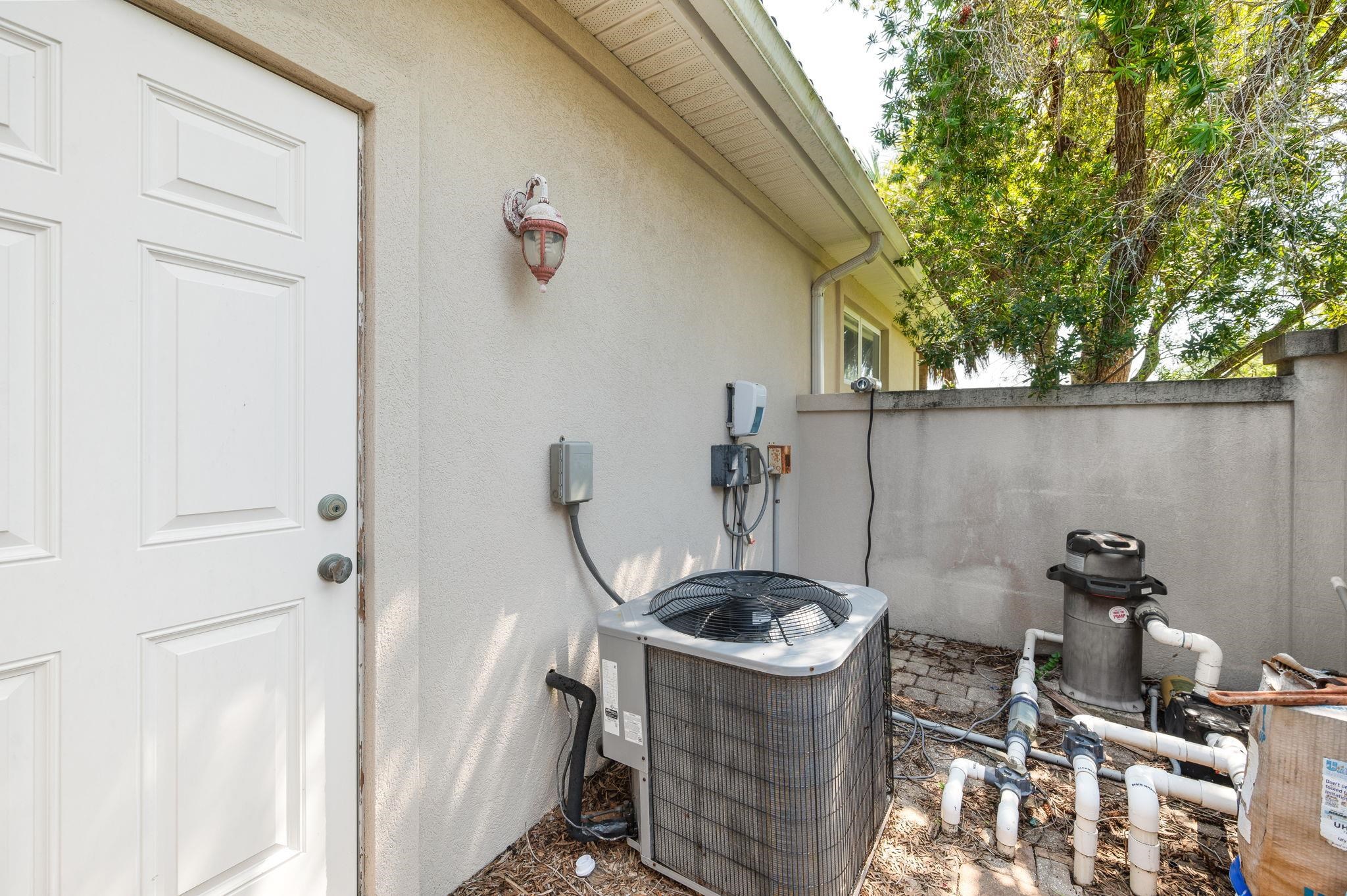 Image 44 of 61 For 308 Marsh Point Cir