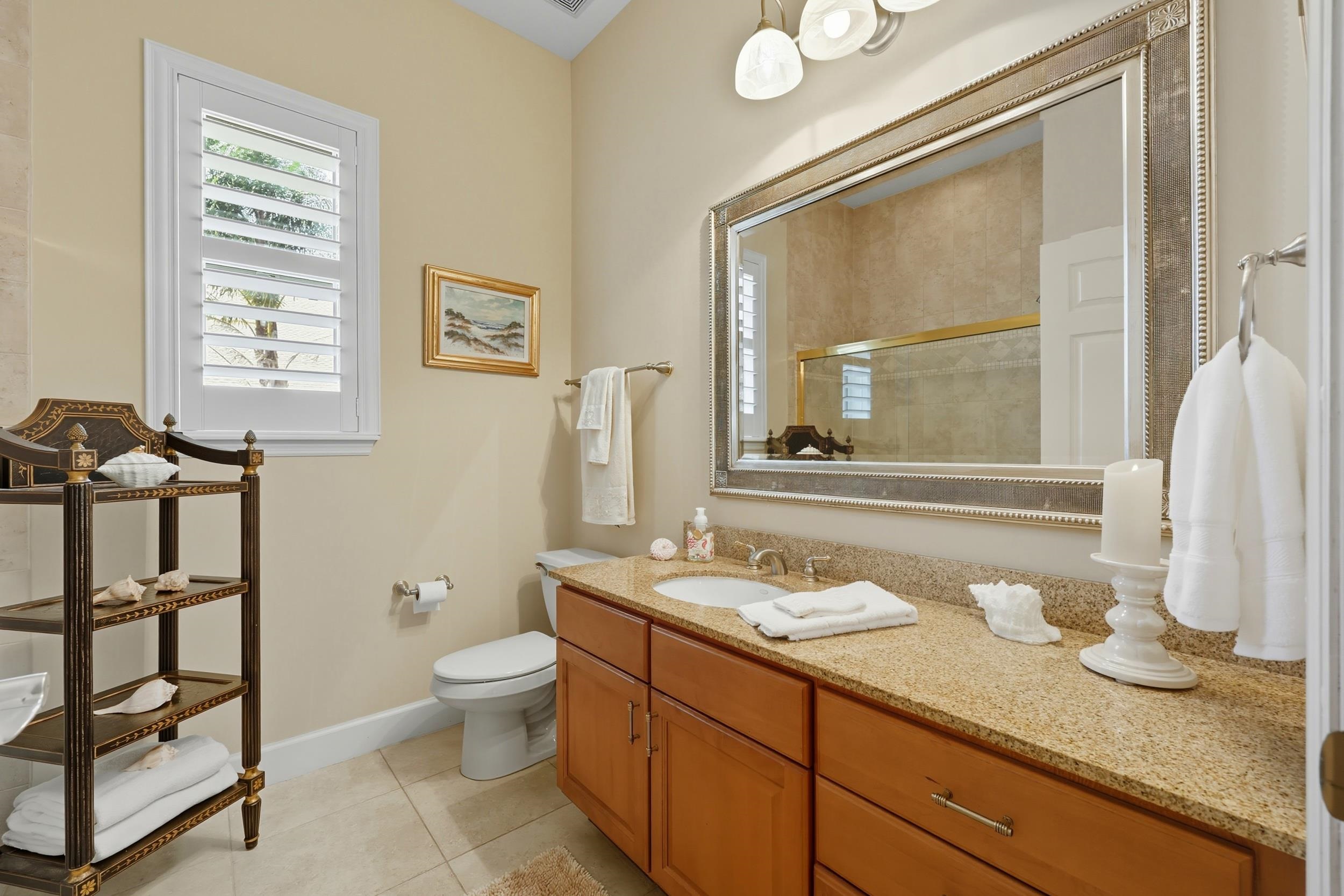 Image 37 of 82 For 305 Marsh Point Cir