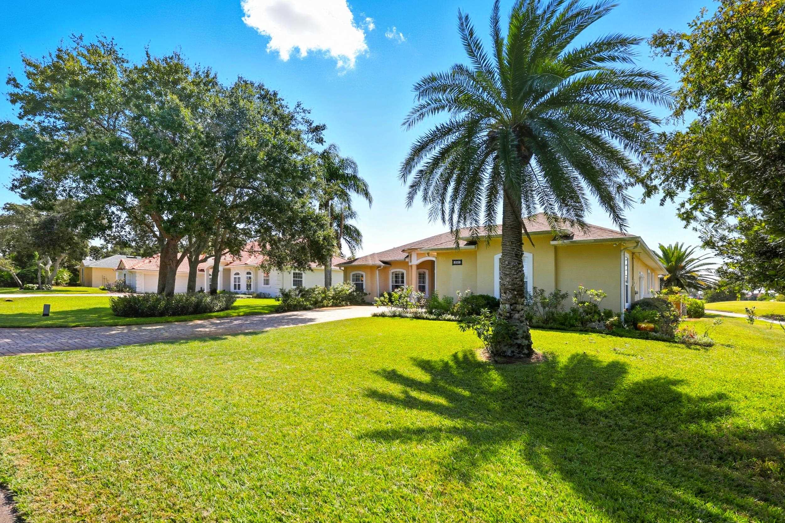 Image 56 of 82 For 305 Marsh Point Cir