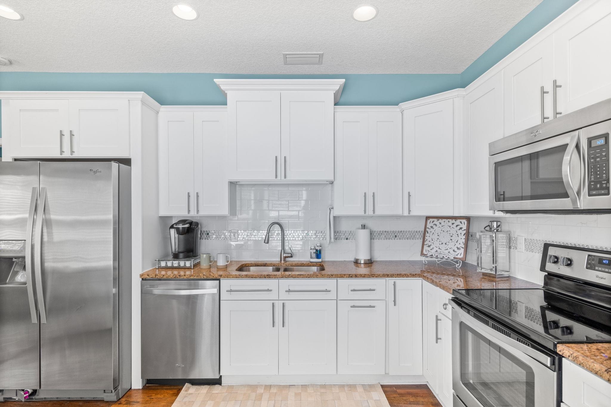 Image 15 of 100 For 251 Riberia St