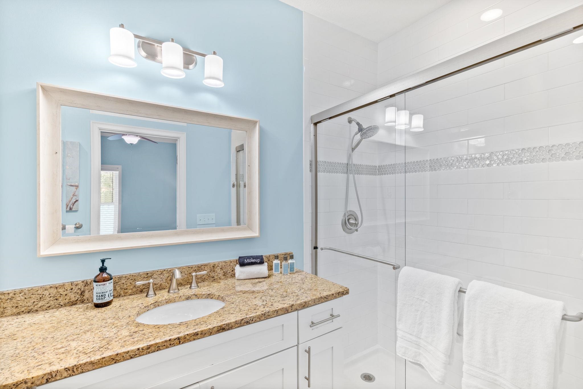 Image 26 of 100 For 251 Riberia St