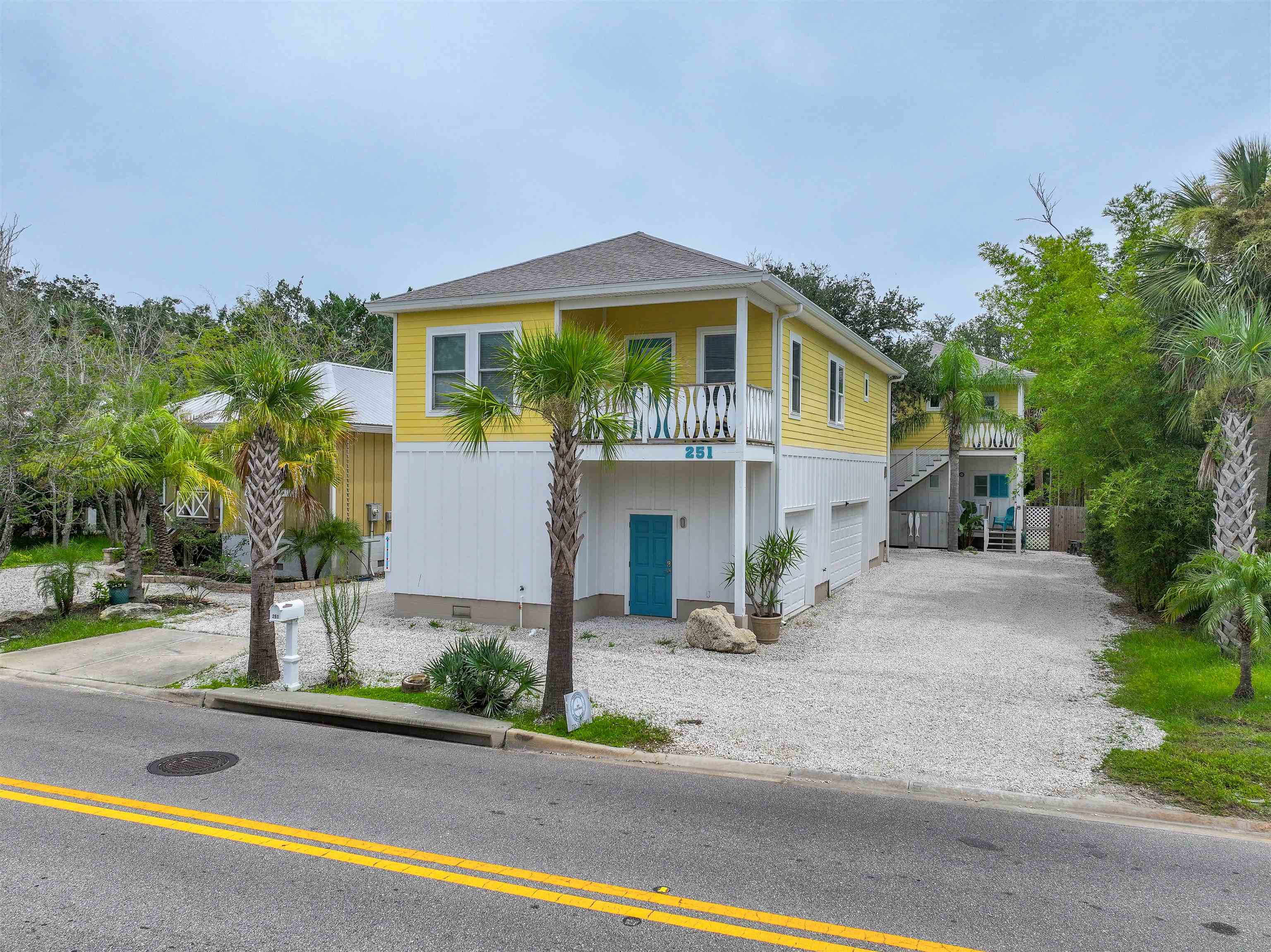 Image 3 of 100 For 251 Riberia St