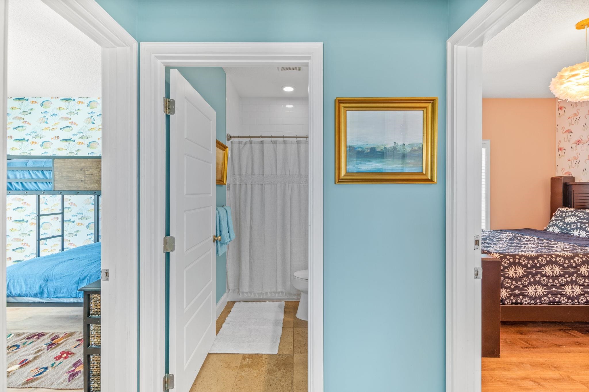 Image 33 of 100 For 251 Riberia St