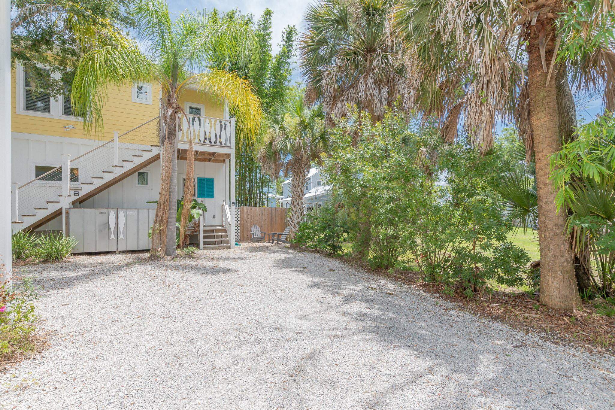 Image 41 of 100 For 251 Riberia St