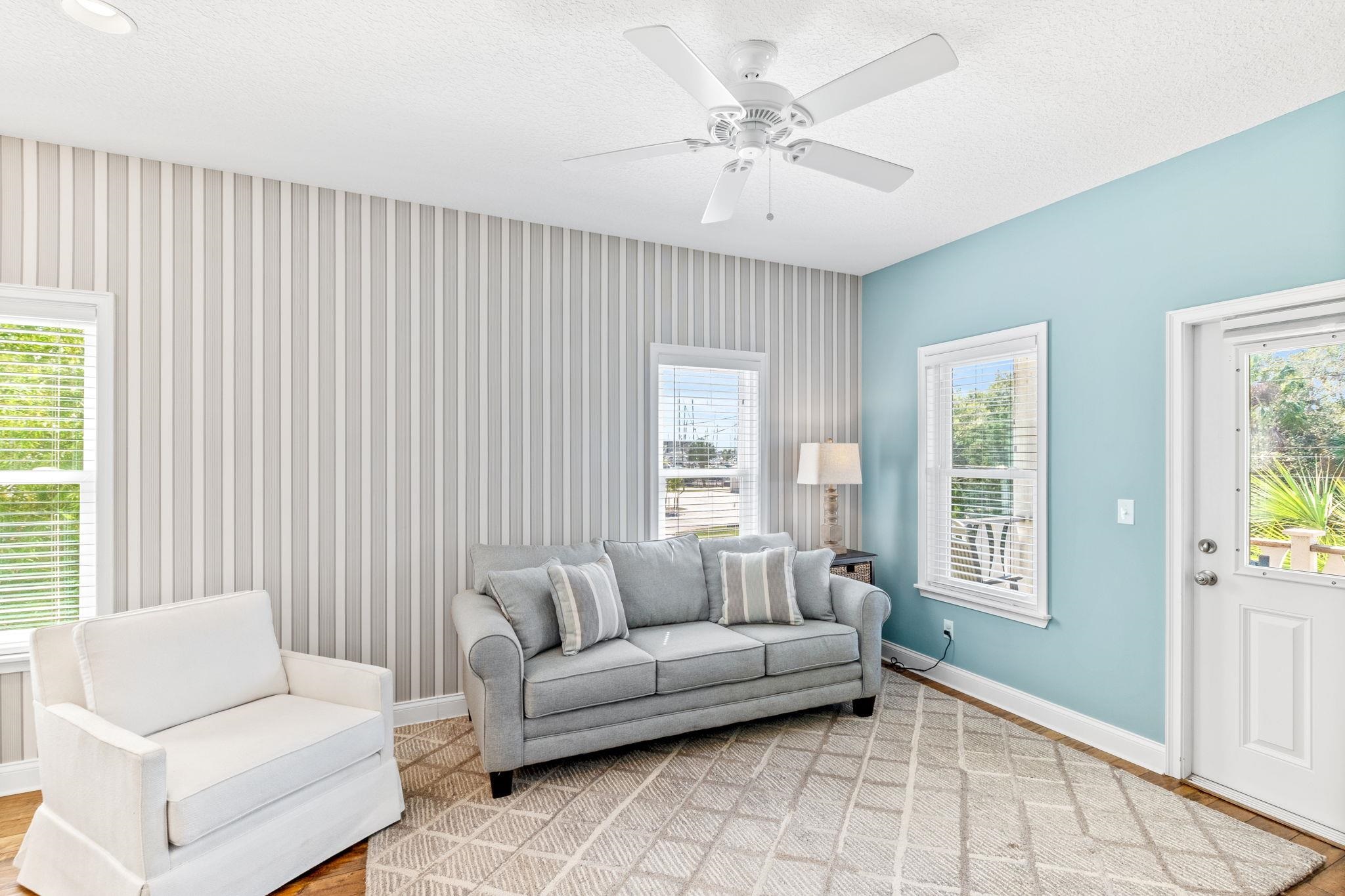 Image 8 of 100 For 251 Riberia St