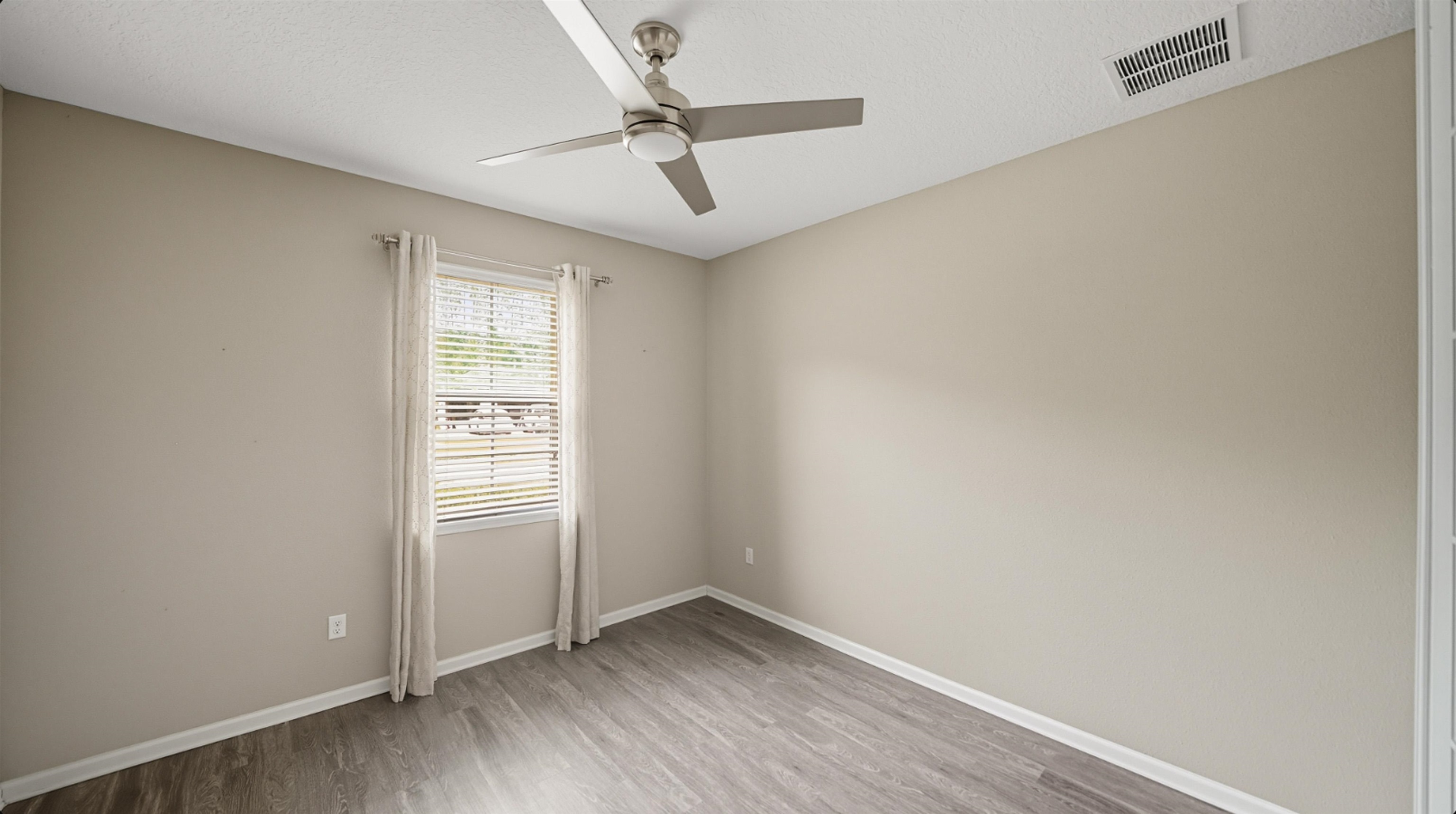 Image 7 of 56 For 300 Downs Corner Rd