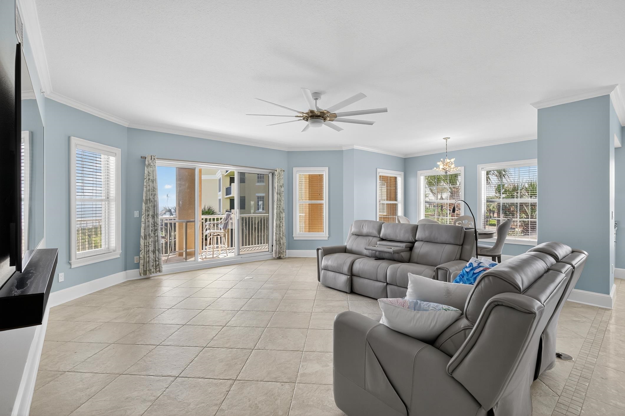 Image 14 of 48 For 15 Avenue De La Mer #2207  2207