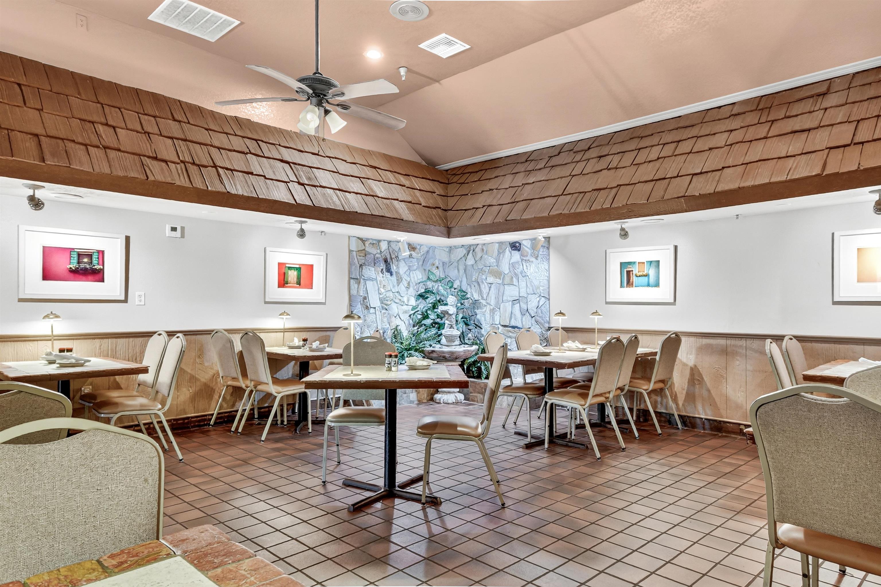 Image 18 of 70 For 1915 A1a S Restaurant