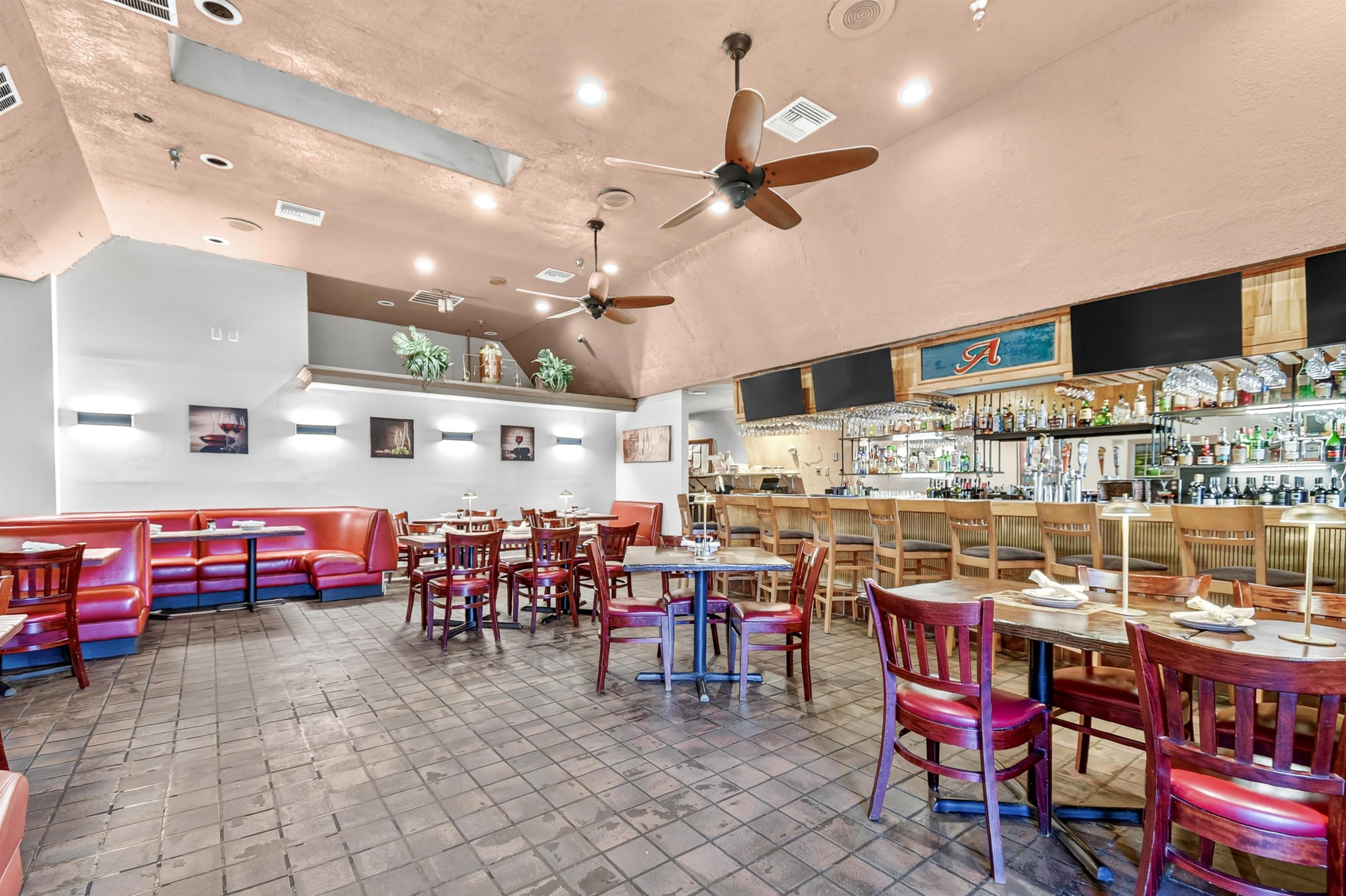Image 24 of 70 For 1915 A1a S Restaurant