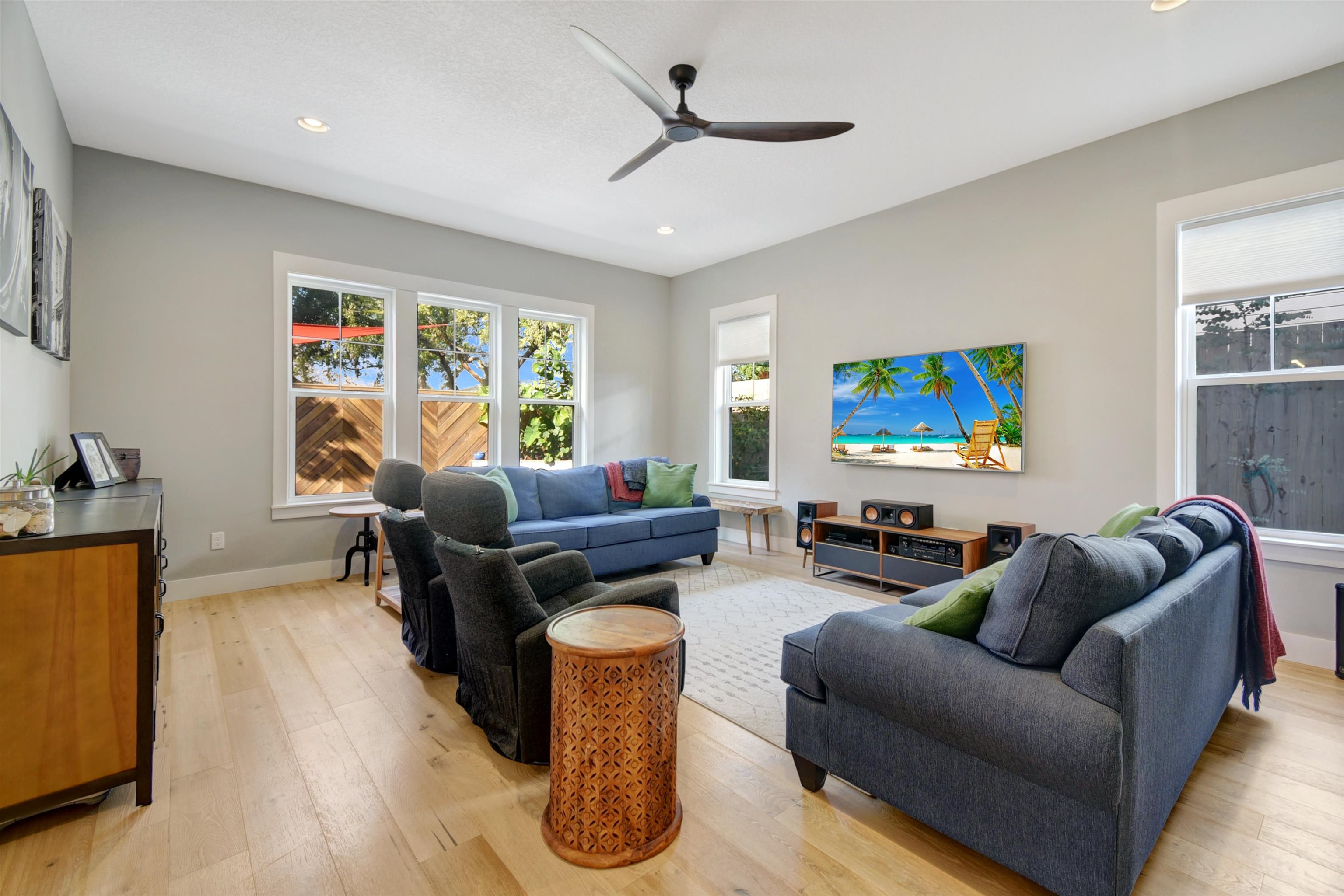 Image 15 of 51 For 110 8th St  