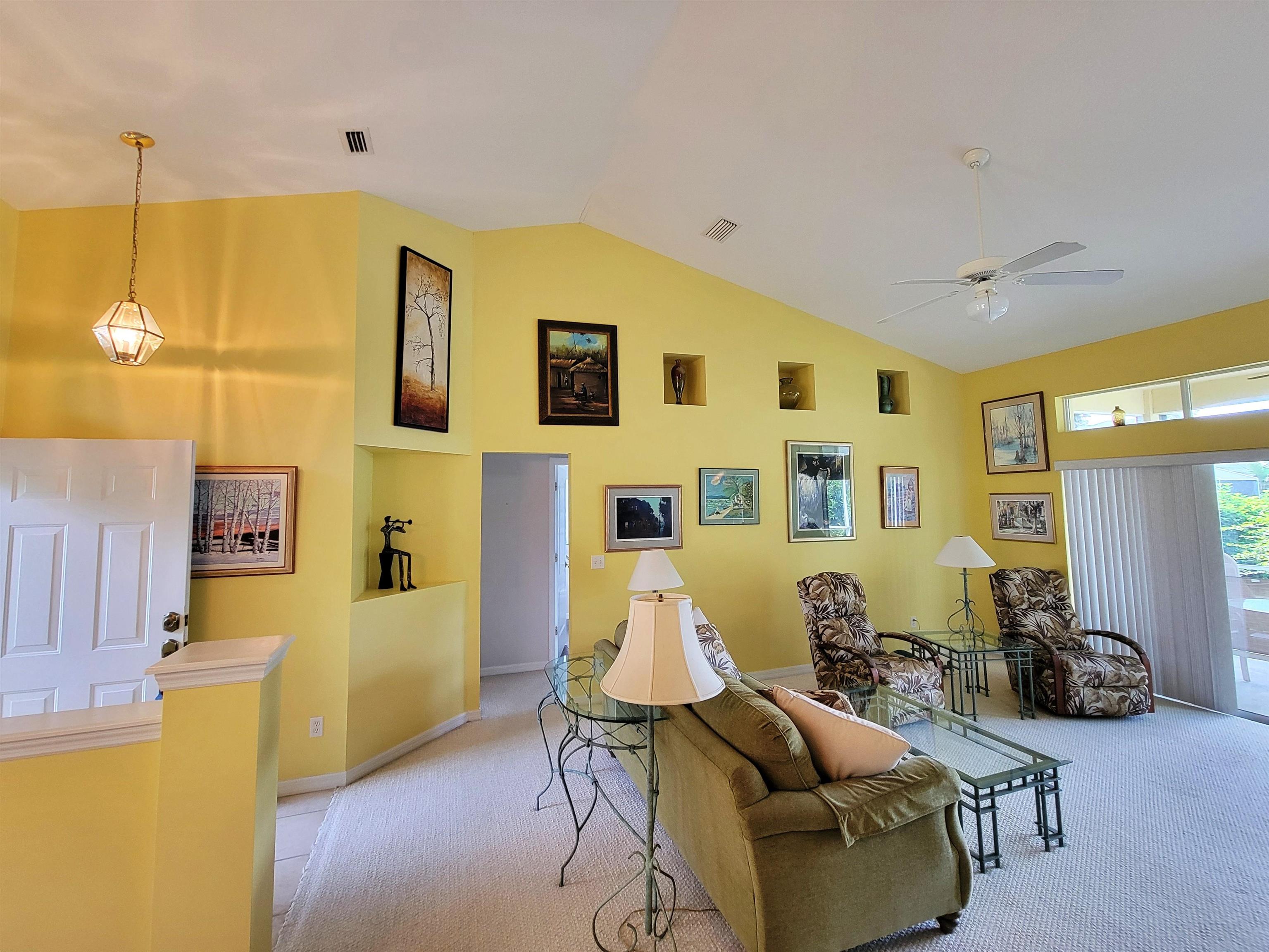 Image 13 of 26 For 2372 Commodores Club Blvd.