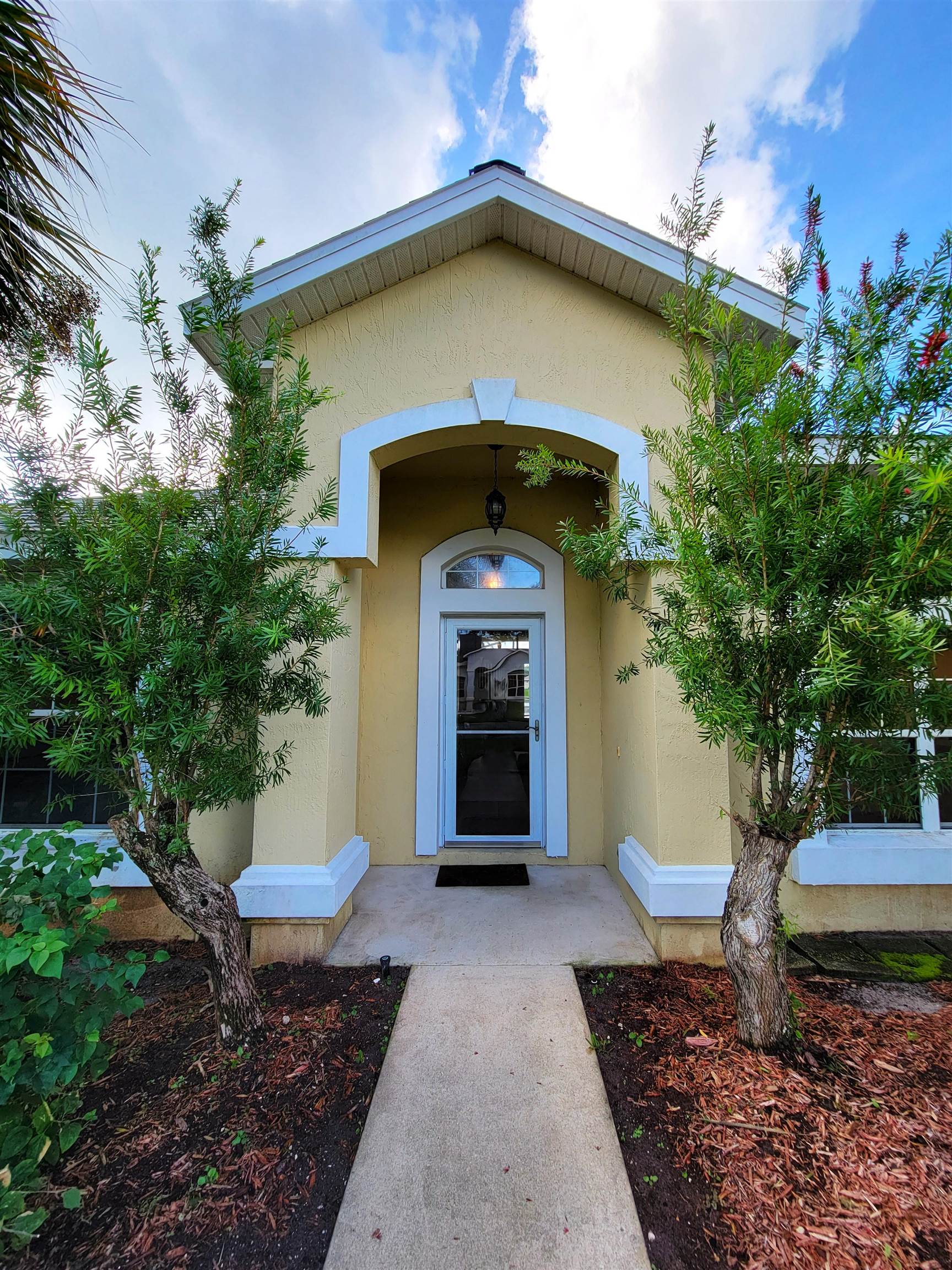Image 4 of 26 For 2372 Commodores Club Blvd.