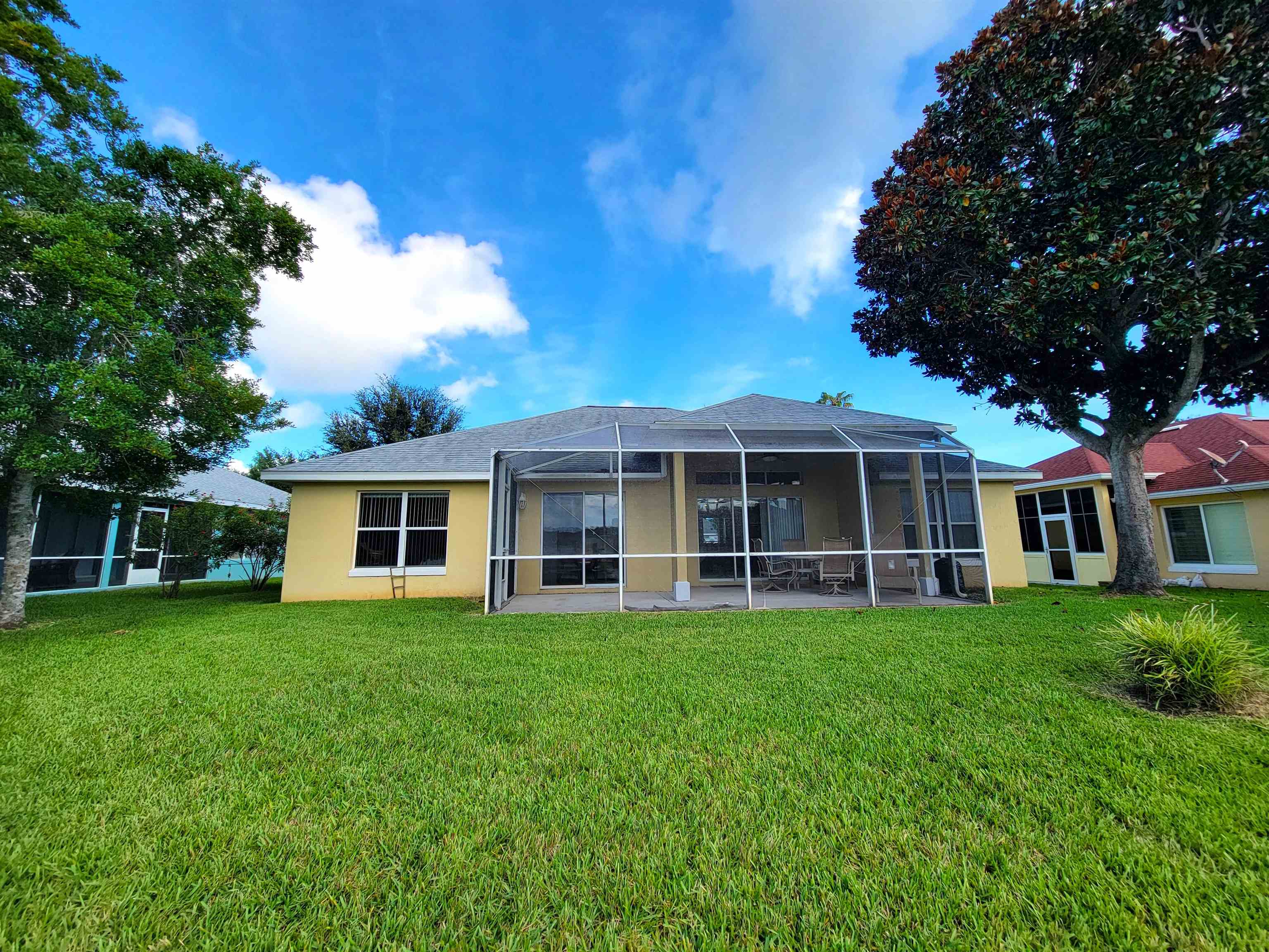 Image 8 of 26 For 2372 Commodores Club Blvd.