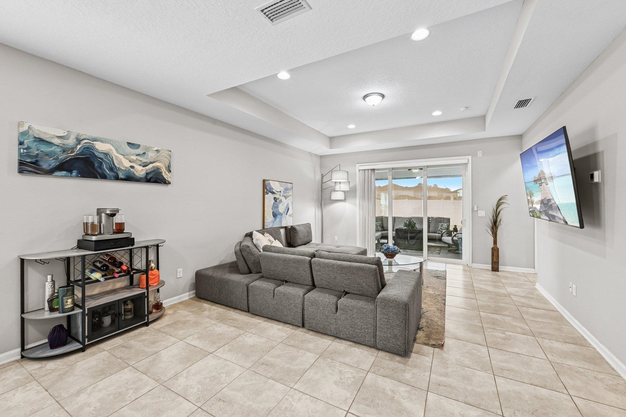Image 13 of 51 For 75 Pinzon Place
