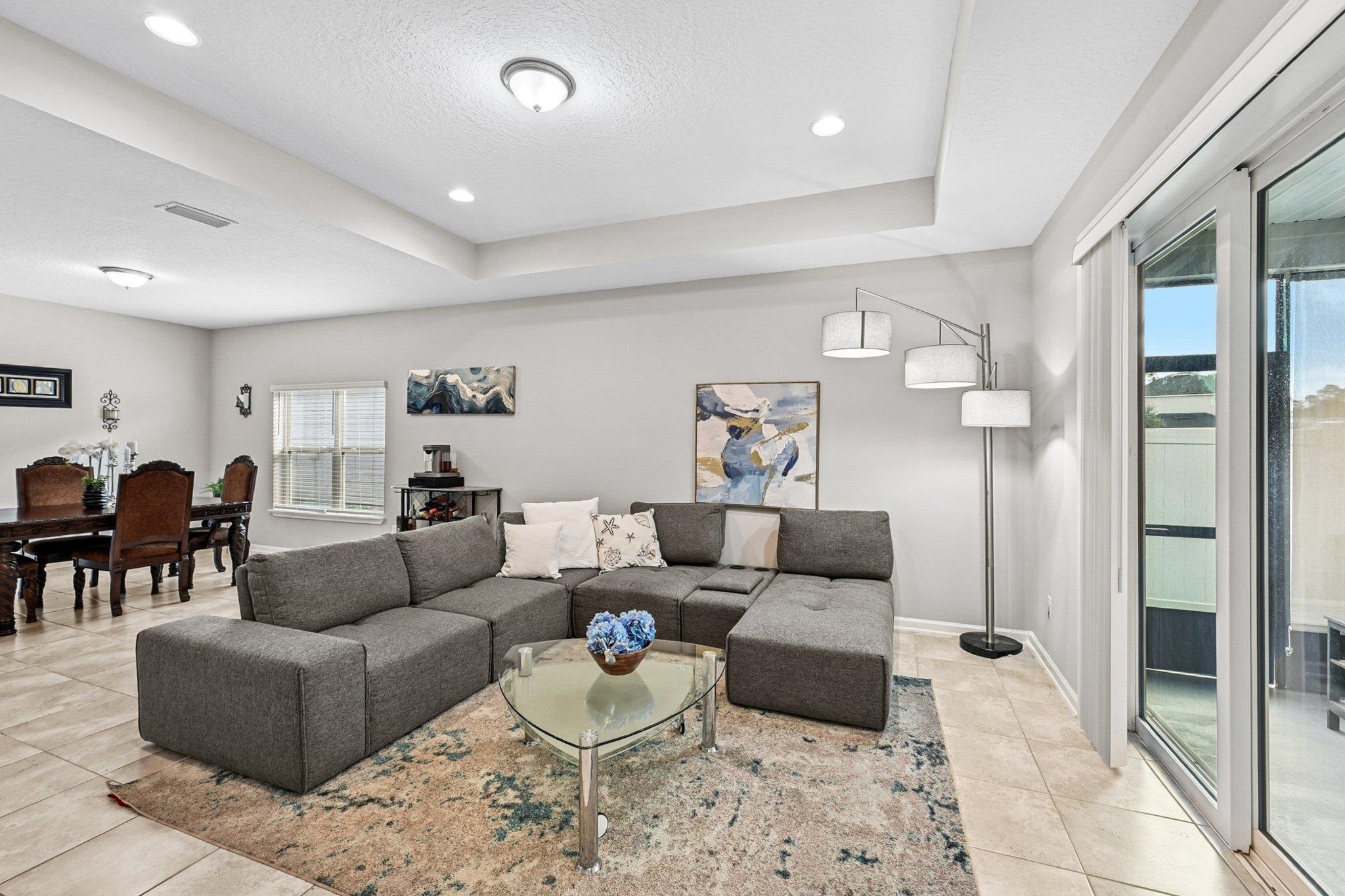 Image 15 of 51 For 75 Pinzon Place